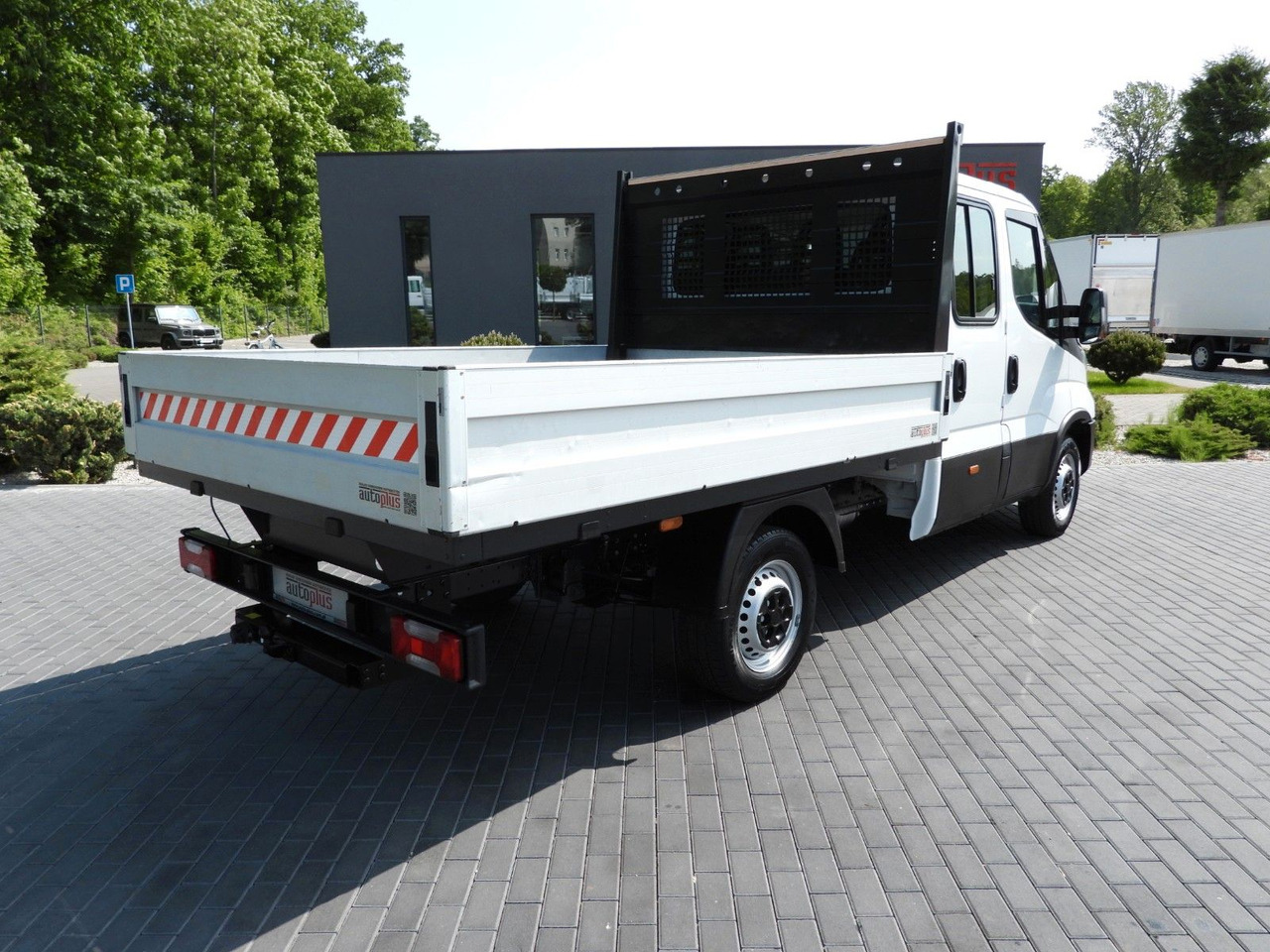 Iveco DAILY 35S12 PRITSCHE DOPPELKABINE DOKA 7 SITZE - 플랫베드 밴, 콤비 밴 : 사진 3 Iveco DAILY 35S12 PRITSCHE DOPPELKABINE DOKA 7 SITZE - 플랫베드 밴, 콤비 밴 : 사진 3