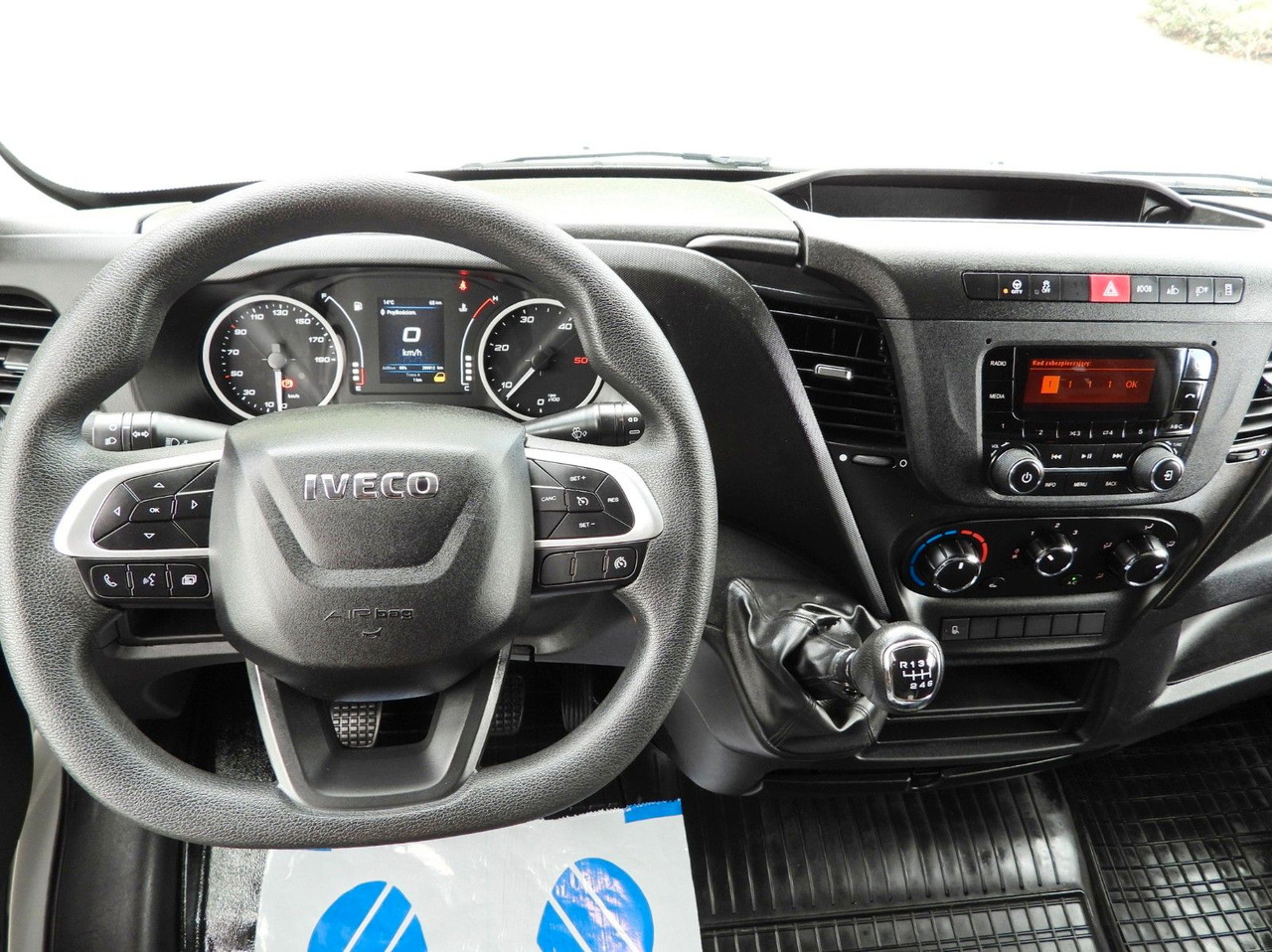 커튼 사이드 밴 Iveco DAILY  35S18 PRITSCHE PLANE 10 PALETTEN WEBASTO : 사진 24