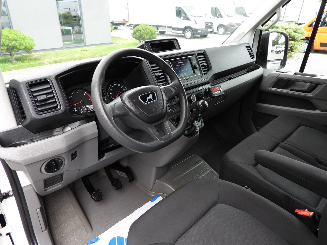 MAN TGE 3.180 REGRIGERATOR BOX 0*C CRUISE CONTROL TWIN WHEELS AIR CONDITIONING 180HP - 냉동 밴 : 사진 2 MAN TGE 3.180 REGRIGERATOR BOX 0*C CRUISE CONTROL TWIN WHEELS AIR CONDITIONING 180HP - 냉동 밴 : 사진 2
