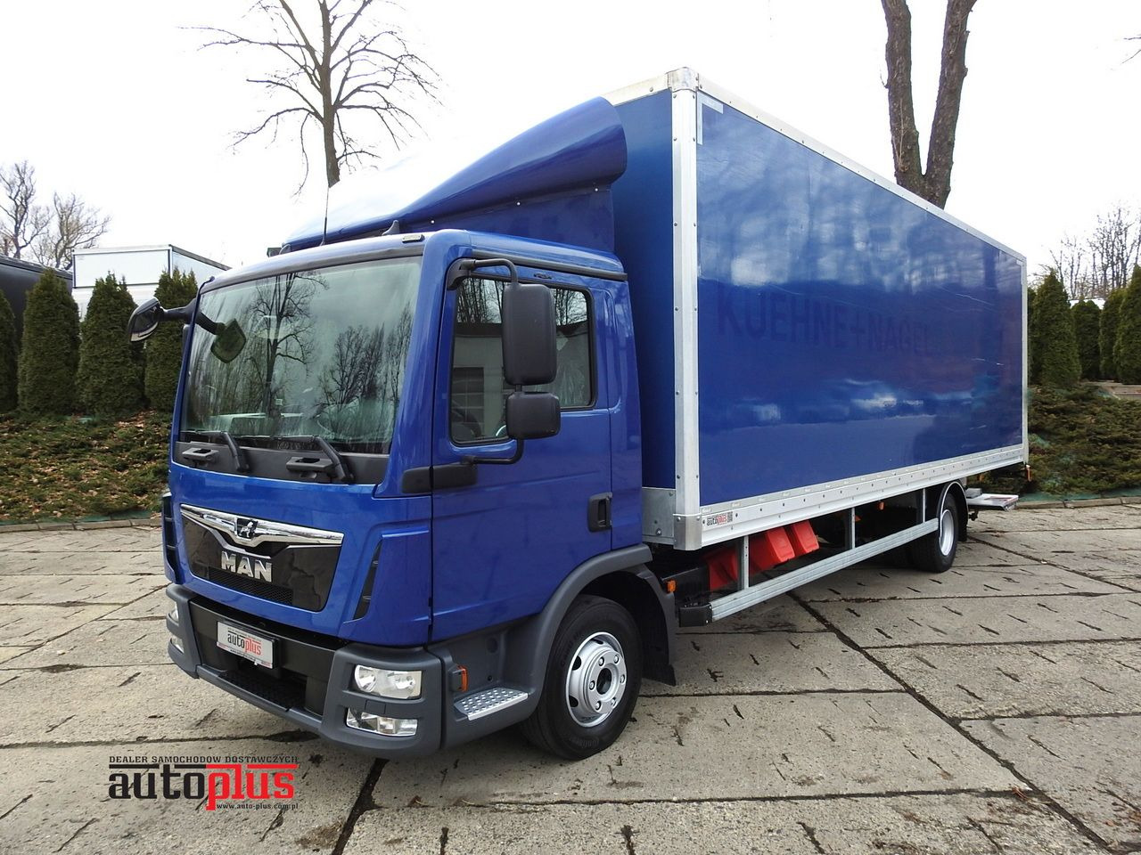 MAN TGL 12.220 BOX LIFT 18 PALLETS CRUISE CONTROLAIR CONDITIONING PNEUMATICS AUTOMATIC TWIN WHEELS 220HP - 박스 트럭 : 사진 1 MAN TGL 12.220 BOX LIFT 18 PALLETS CRUISE CONTROLAIR CONDITIONING PNEUMATICS AUTOMATIC TWIN WHEELS 220HP - 박스 트럭 : 사진 1