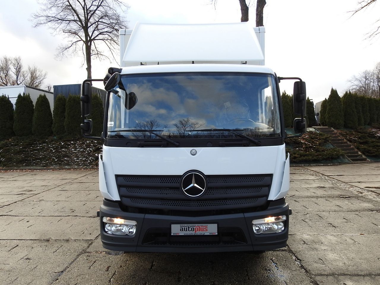MERCEDES ATEGO 12.24 BOX LIFT 18 PALLETS CRUISE CONTROL AUTOMATIC TRANSMISSION TWIN WHEELS AIR CONDITIONING 240HP - 박스 트럭 : 사진 5 MERCEDES ATEGO 12.24 BOX LIFT 18 PALLETS CRUISE CONTROL AUTOMATIC TRANSMISSION TWIN WHEELS AIR CONDITIONING 240HP - 박스 트럭 : 사진 5