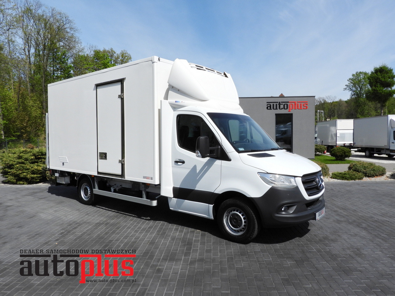 MERCEDES SPRINTER 316 REGRIGERATOR BOX 0*C LIFT 8 PALLETS CRUISE CONTROL PNEUMATICS AIR CONDITIONING 160HP - 냉동 밴 : 사진 1 MERCEDES SPRINTER 316 REGRIGERATOR BOX 0*C LIFT 8 PALLETS CRUISE CONTROL PNEUMATICS AIR CONDITIONING 160HP - 냉동 밴 : 사진 1