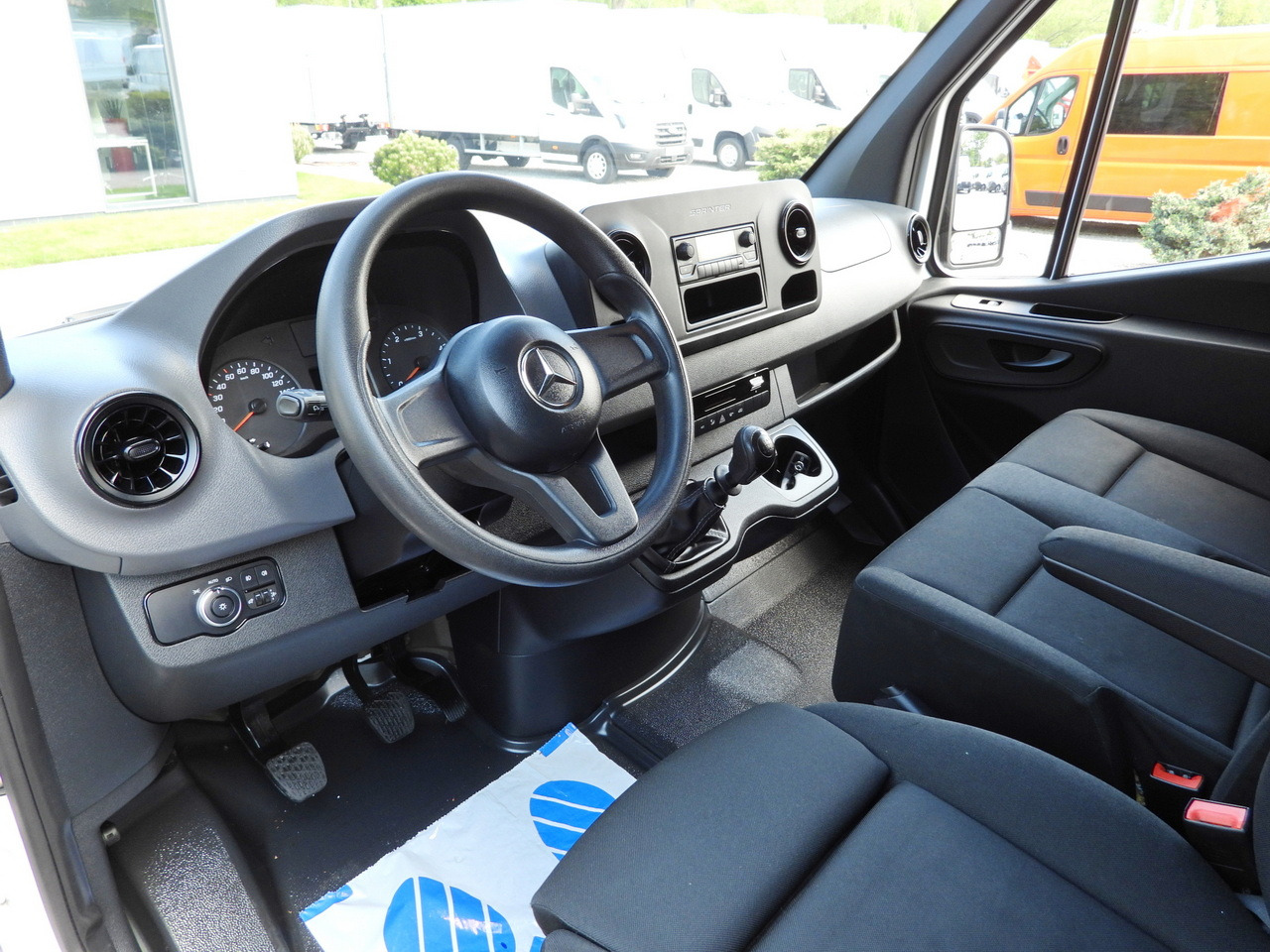 MERCEDES SPRINTER 316 VAN AIR CONDITIONING 165HP - 패널 밴 : 사진 2 MERCEDES SPRINTER 316 VAN AIR CONDITIONING 165HP - 패널 밴 : 사진 2