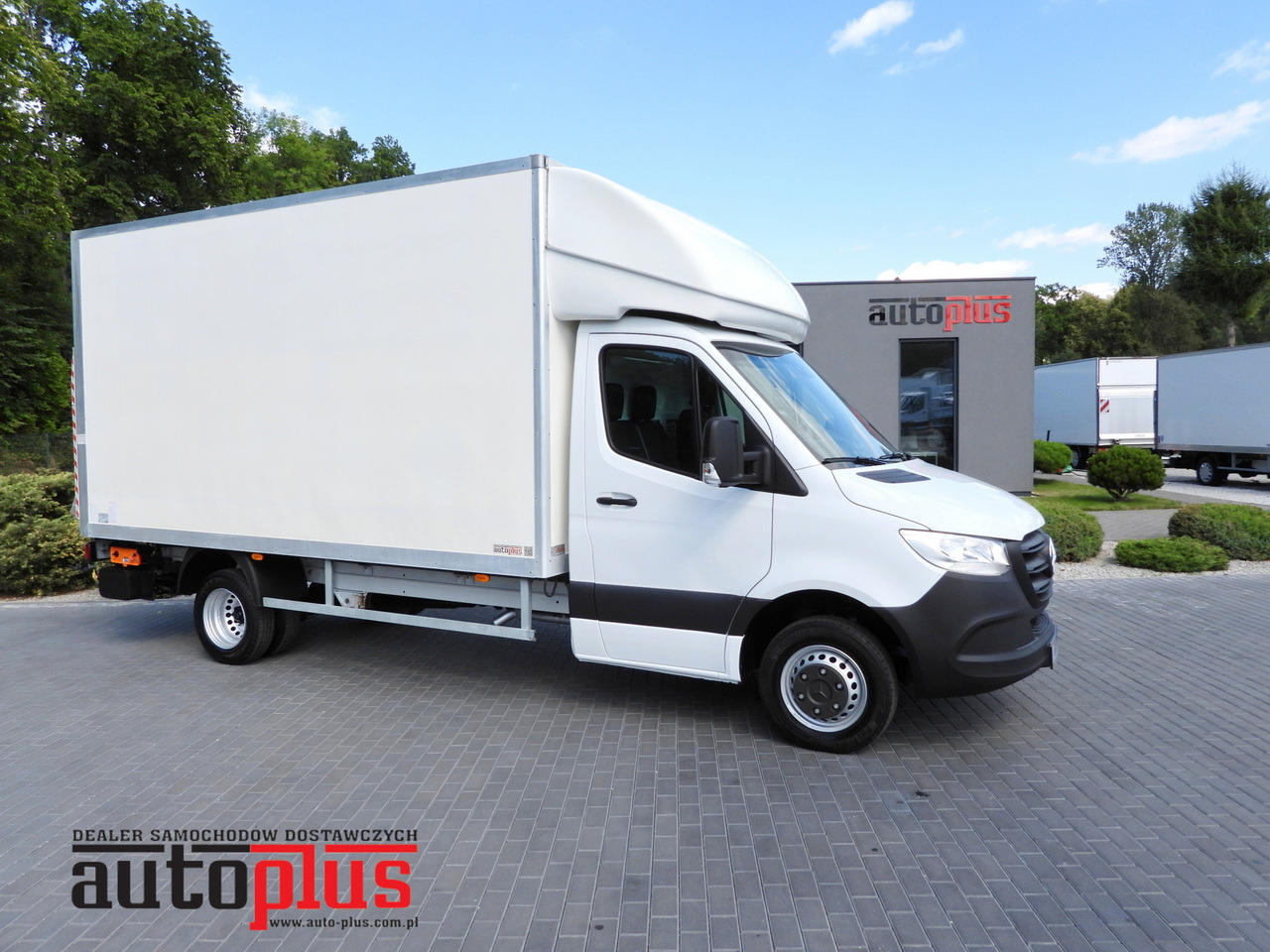MERCEDES SPRINTER 514 BOX LIFT 8 PALLETS CRUISE CONTROL TWIN WHEELS AIR CONDITIONING 140HP - 박스 밴 : 사진 1 MERCEDES SPRINTER 514 BOX LIFT 8 PALLETS CRUISE CONTROL TWIN WHEELS AIR CONDITIONING 140HP - 박스 밴 : 사진 1