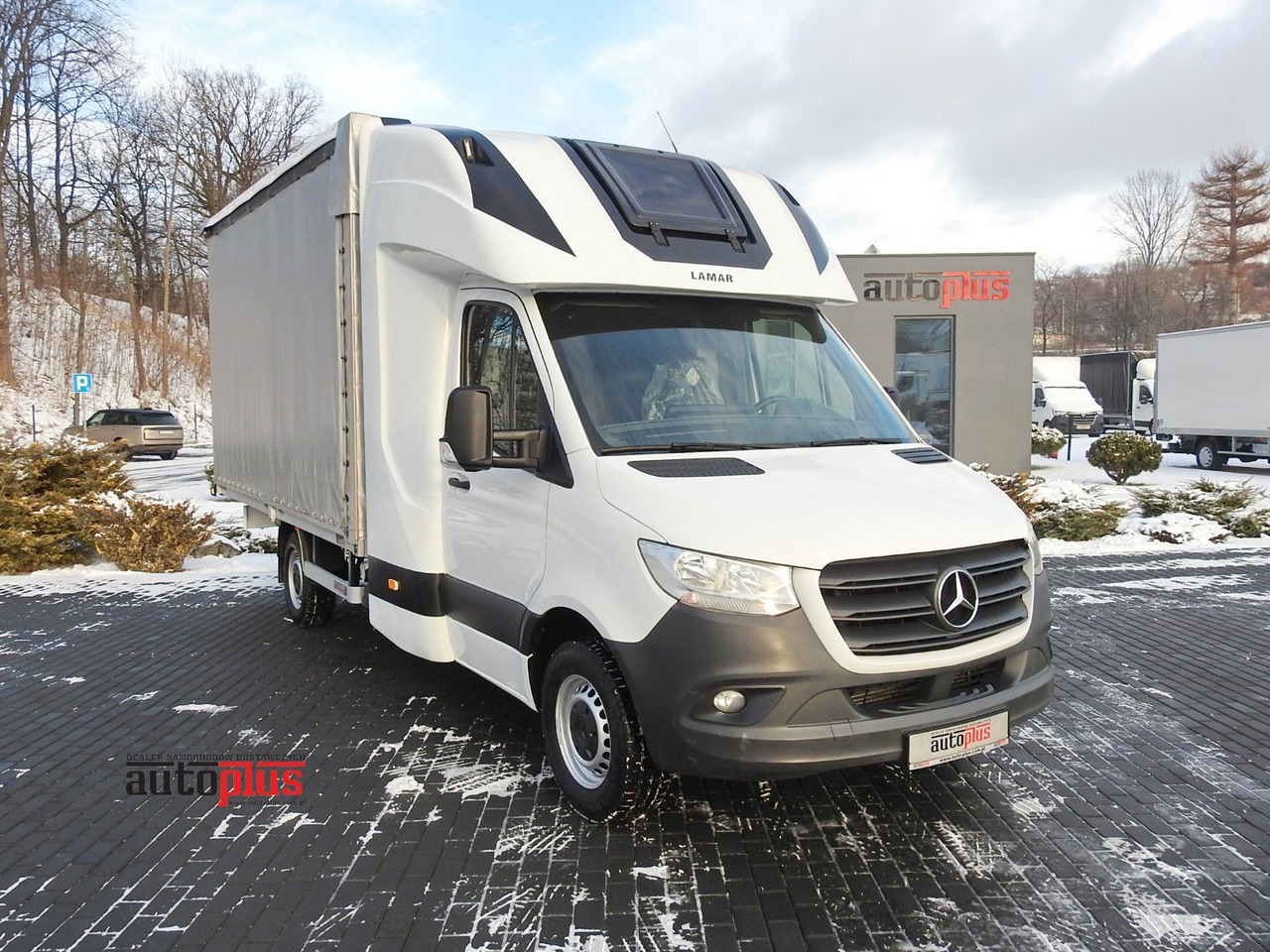 Mercedes-Benz SPRINTER 316 PRITSCHE PLANE 8 PALETTEN WEBASTO - 커튼 사이드 밴, 콤비 밴 : 사진 1 Mercedes-Benz SPRINTER 316 PRITSCHE PLANE 8 PALETTEN WEBASTO - 커튼 사이드 밴, 콤비 밴 : 사진 1