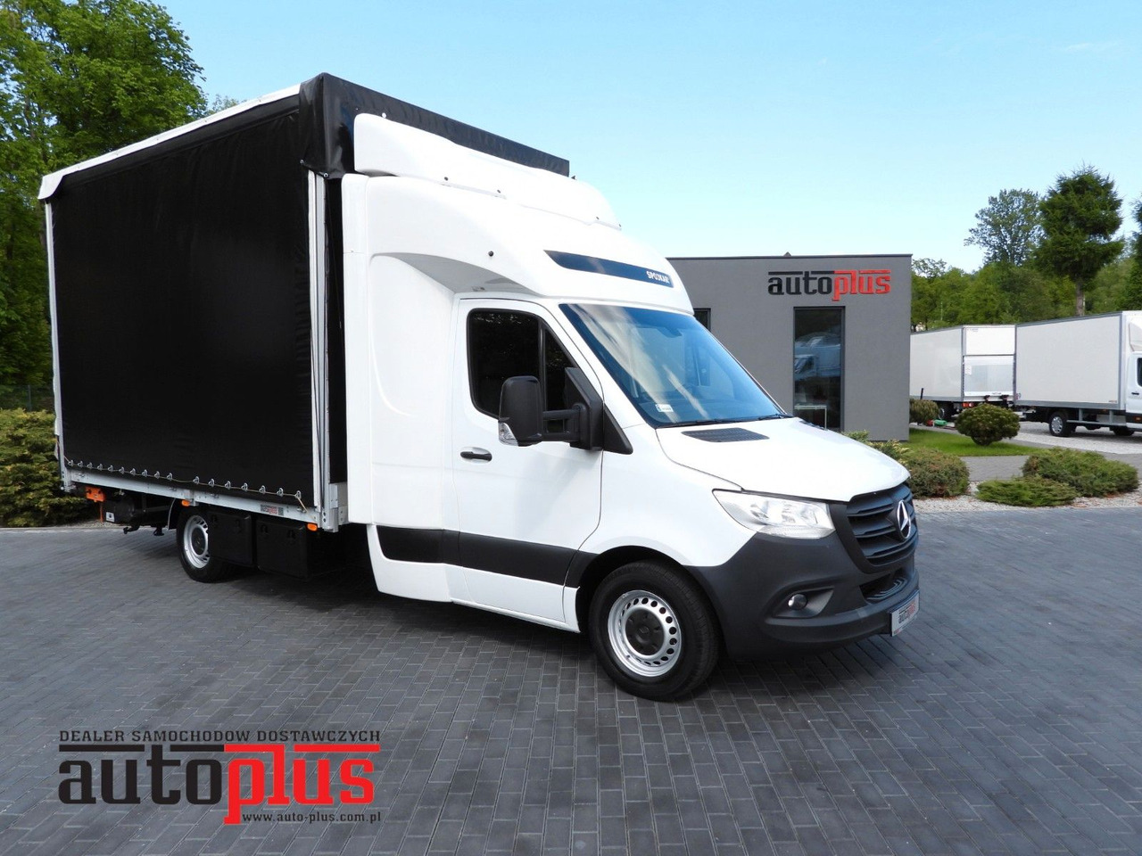 Mercedes-Benz SPRINTER 316 PRITSCHE PLANE AUFZUG 10 PALETTEN - 커튼 사이드 밴, 콤비 밴 : 사진 1 Mercedes-Benz SPRINTER 316 PRITSCHE PLANE AUFZUG 10 PALETTEN - 커튼 사이드 밴, 콤비 밴 : 사진 1
