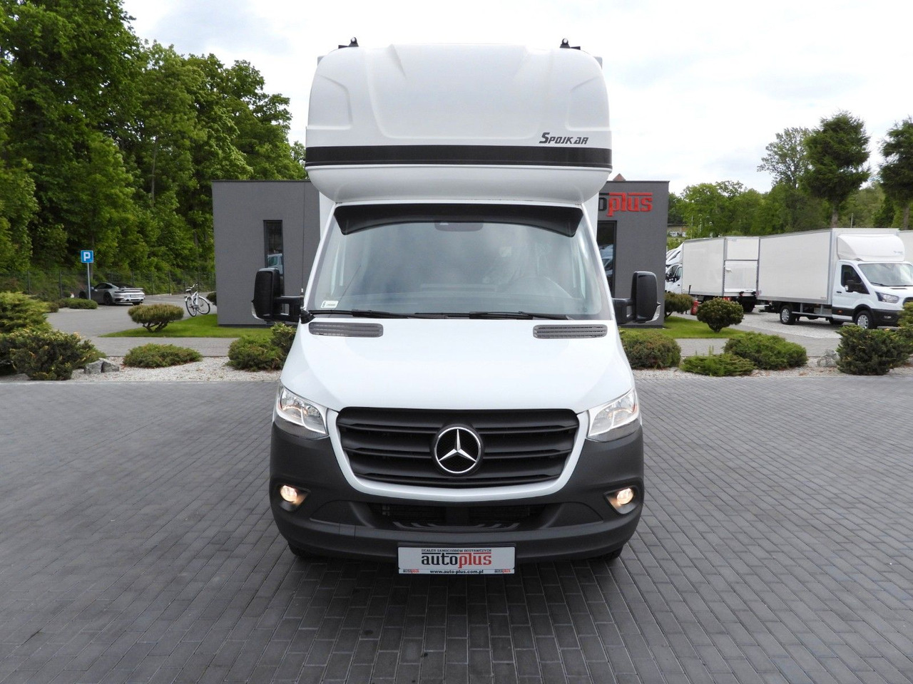 Mercedes-Benz SPRINTER 519 PRITSCHE PLANE 8 PALETTEN WEBASTO - 커튼 사이드 밴 : 사진 5 Mercedes-Benz SPRINTER 519 PRITSCHE PLANE 8 PALETTEN WEBASTO - 커튼 사이드 밴 : 사진 5