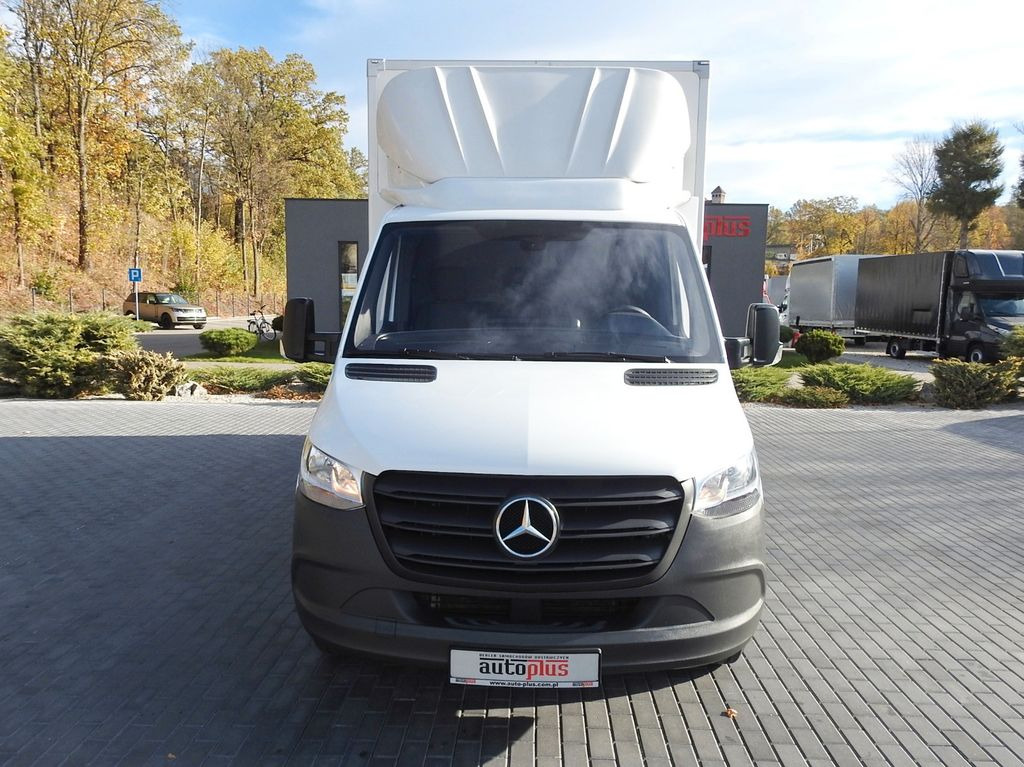Mercedes-Benz SPRINTER KOFFER AUFZUG 8 PALETTEN KLIMAANLAGE - 박스 밴 : 사진 5 Mercedes-Benz SPRINTER KOFFER AUFZUG 8 PALETTEN KLIMAANLAGE - 박스 밴 : 사진 5