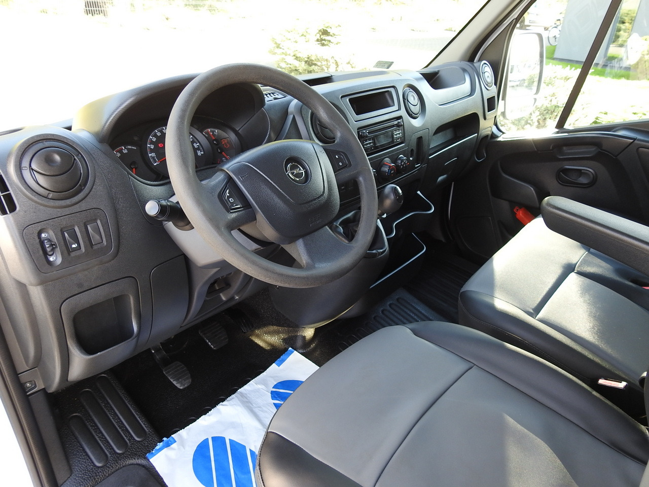 OPEL MOVANO STAKE BODY DOUBLE CABIN DOKA 7 SEATS CRUISE CONTROL AIR CONDITIONING 130HP - 콤비 밴 : 사진 2 OPEL MOVANO STAKE BODY DOUBLE CABIN DOKA 7 SEATS CRUISE CONTROL AIR CONDITIONING 130HP - 콤비 밴 : 사진 2