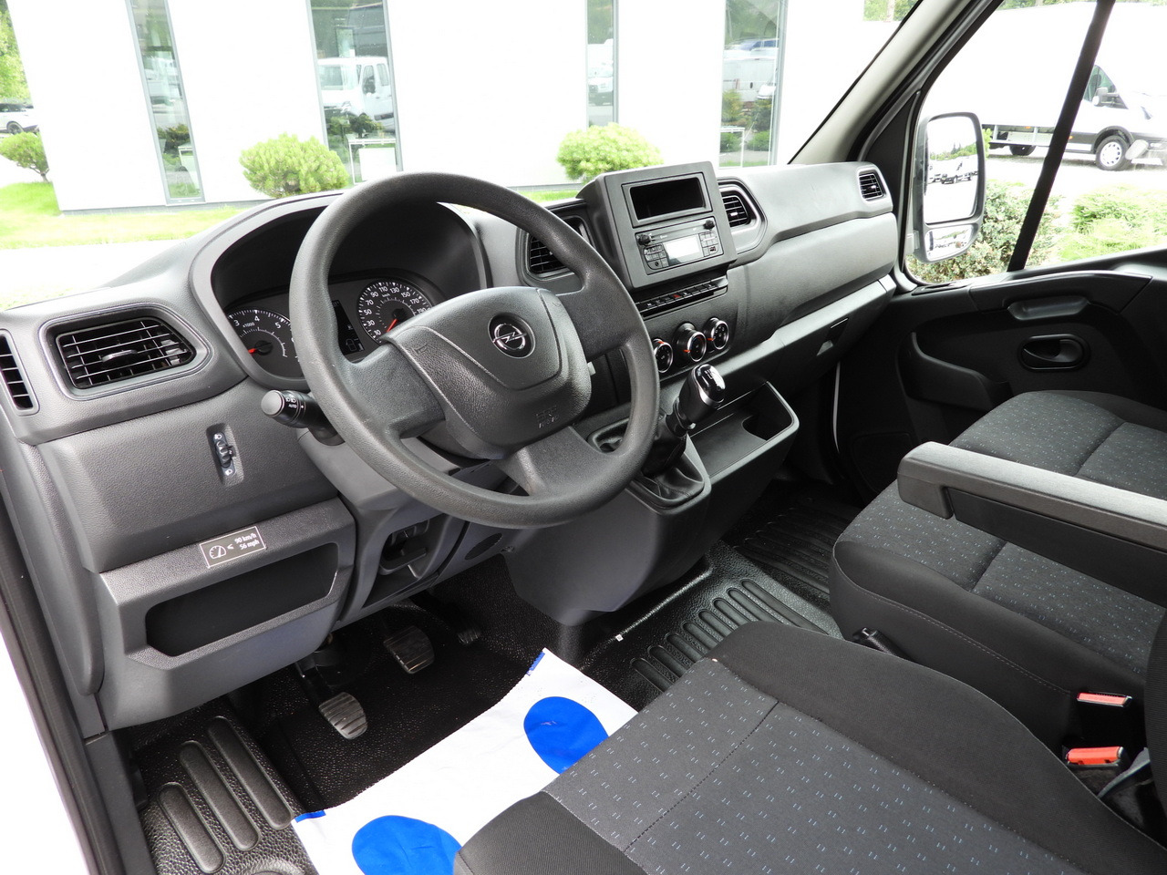 OPEL MOVANO TIPPER DOUBLE CABIN DOKA 7 SEATS LED LIGHTS TWIN WHEELS AIR CONDITIONING 145HP - 덤프 밴 : 사진 2 OPEL MOVANO TIPPER DOUBLE CABIN DOKA 7 SEATS LED LIGHTS TWIN WHEELS AIR CONDITIONING 145HP - 덤프 밴 : 사진 2