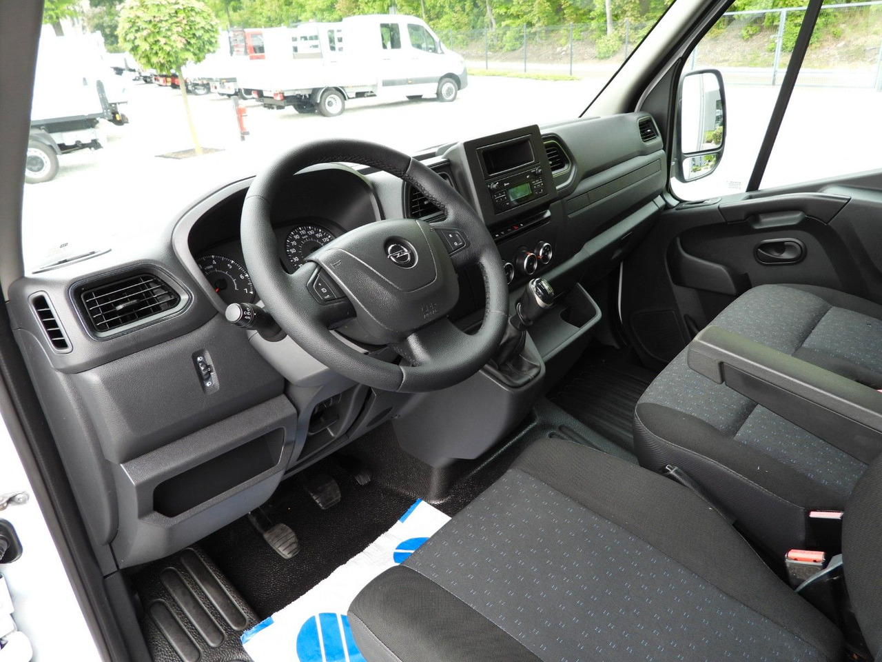 Opel MOVANO PRITSCHE PLANE AUFZUG 9 PALETTEN WEBASTO - 커튼 사이드 밴 : 사진 2 Opel MOVANO PRITSCHE PLANE AUFZUG 9 PALETTEN WEBASTO - 커튼 사이드 밴 : 사진 2