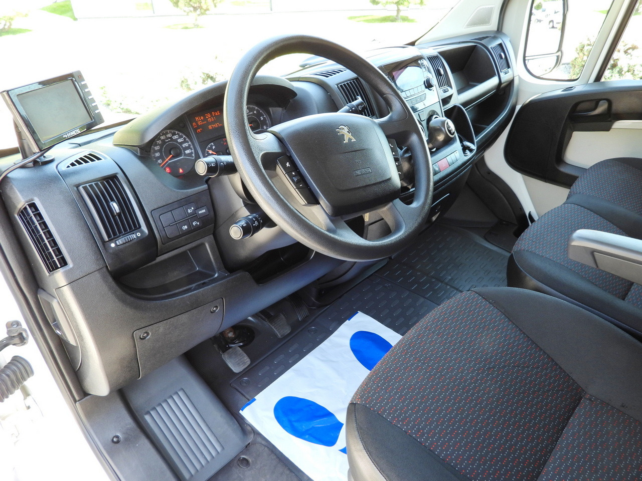 PEUGEOT BOXER BOX LIFT 8 PALLETS CRUISE CONTROL AIR CONDITIONING 130HP - 냉동 밴 : 사진 2 PEUGEOT BOXER BOX LIFT 8 PALLETS CRUISE CONTROL AIR CONDITIONING 130HP - 냉동 밴 : 사진 2