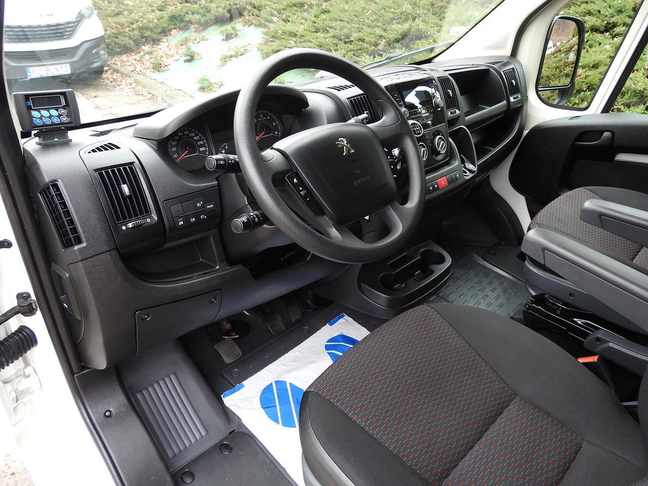 PEUGEOT BOXER REFRIGERATOR VAN -5*C TWO COMPARTMENTS CRUISE CONTROL AIR CONDITIONING 120HP - 냉동 밴 : 사진 2 PEUGEOT BOXER REFRIGERATOR VAN -5*C TWO COMPARTMENTS CRUISE CONTROL AIR CONDITIONING 120HP - 냉동 밴 : 사진 2