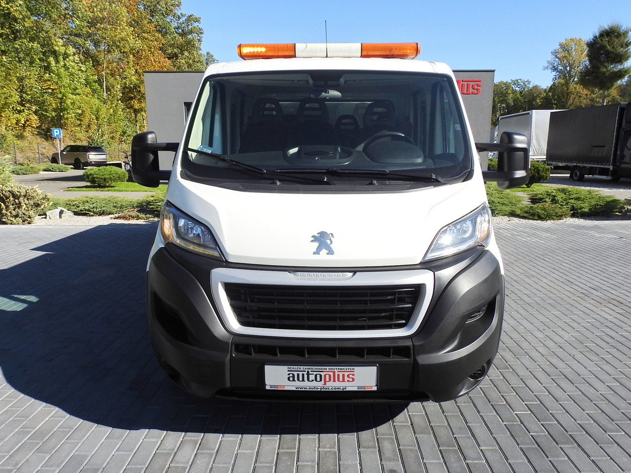 PEUGEOT BOXER STAKE BODY DOUBLE CABIN DOKA 7 SEATS AIR CONDITIONING 140HP - 콤비 밴 : 사진 5 PEUGEOT BOXER STAKE BODY DOUBLE CABIN DOKA 7 SEATS AIR CONDITIONING 140HP - 콤비 밴 : 사진 5