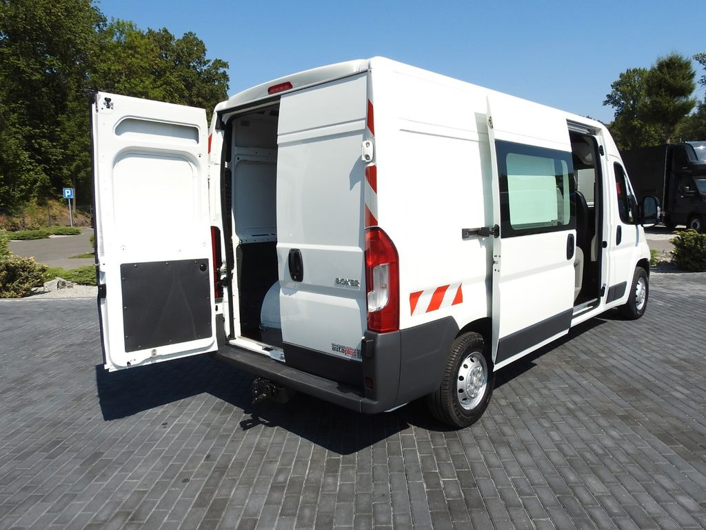 Peugeot BOXER KASTENWAGEN DOPPELKABINE 7 SITZE 110PS - 패널 밴, 콤비 밴 : 사진 3 Peugeot BOXER KASTENWAGEN DOPPELKABINE 7 SITZE 110PS - 패널 밴, 콤비 밴 : 사진 3