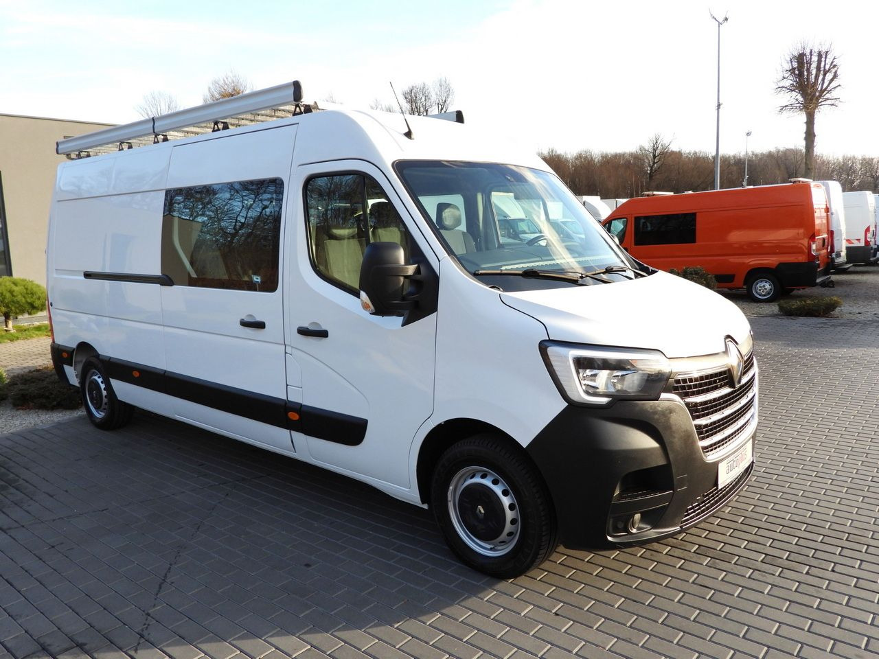 RENAULT MASTER BOX DELIVERY VAN 7 SEATS CRUISE CONTROL NAVIGATION LED LIGHTS AIR CONDITIONING 180HP - 패널 밴 : 사진 4 RENAULT MASTER BOX DELIVERY VAN 7 SEATS CRUISE CONTROL NAVIGATION LED LIGHTS AIR CONDITIONING 180HP - 패널 밴 : 사진 4