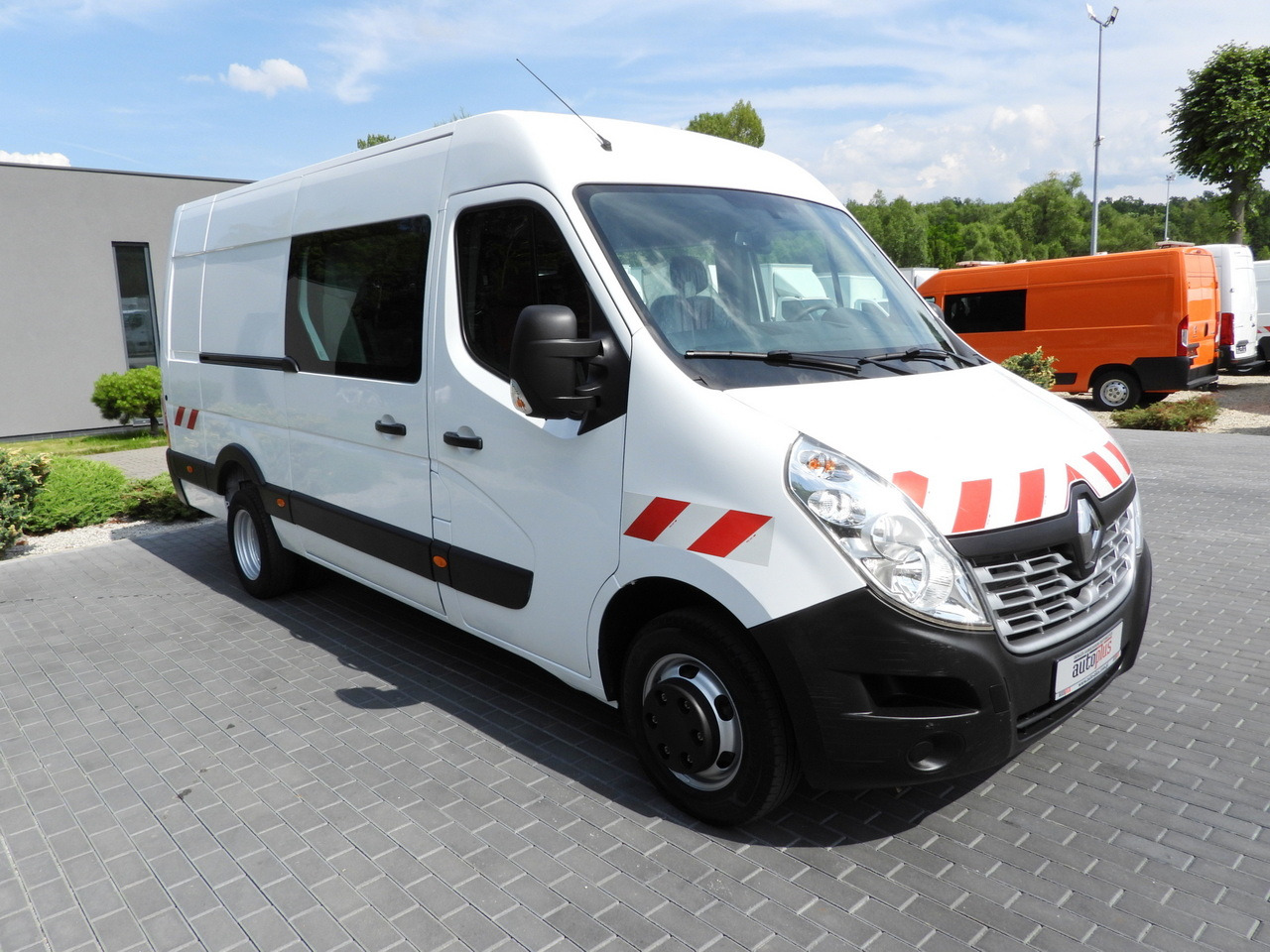 RENAULT MASTER BOX DELIVERY VAN 7 SEATS CRUISE CONTROL TWIN WHEELS AIR CONDITIONING 145HP - 패널 밴 : 사진 4 RENAULT MASTER BOX DELIVERY VAN 7 SEATS CRUISE CONTROL TWIN WHEELS AIR CONDITIONING 145HP - 패널 밴 : 사진 4