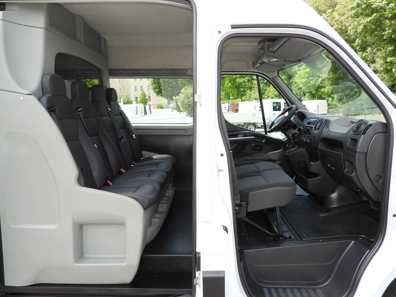 밴 RENAULT MASTER CRUISE CONTROL AIR CONDITIONING  110HP : 사진 30