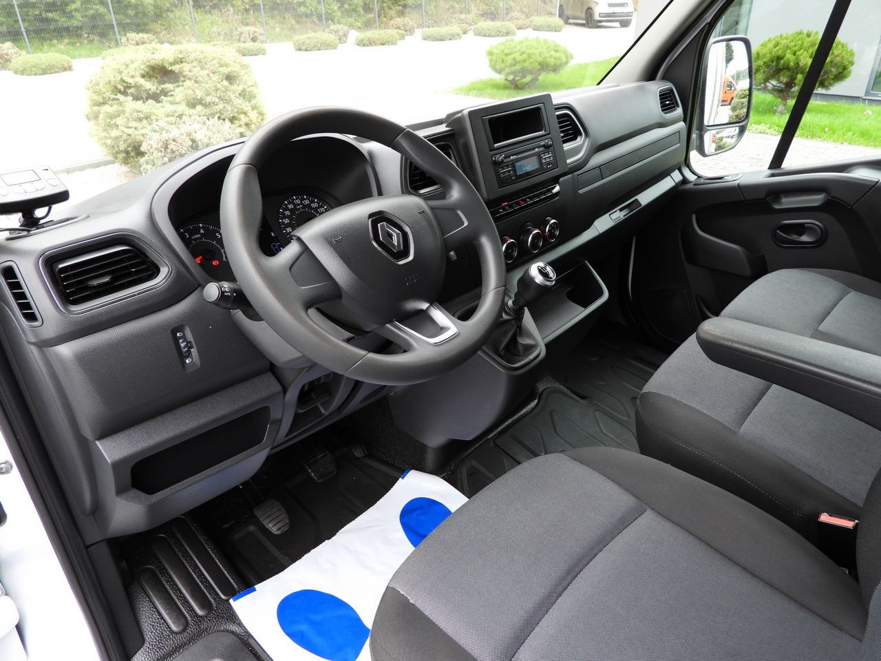 RENAULT MASTER REGRIGERATOR BOX 0*C LED LIGHTS AIR CONDITIONING 165HP - 냉동 밴 : 사진 2 RENAULT MASTER REGRIGERATOR BOX 0*C LED LIGHTS AIR CONDITIONING 165HP - 냉동 밴 : 사진 2