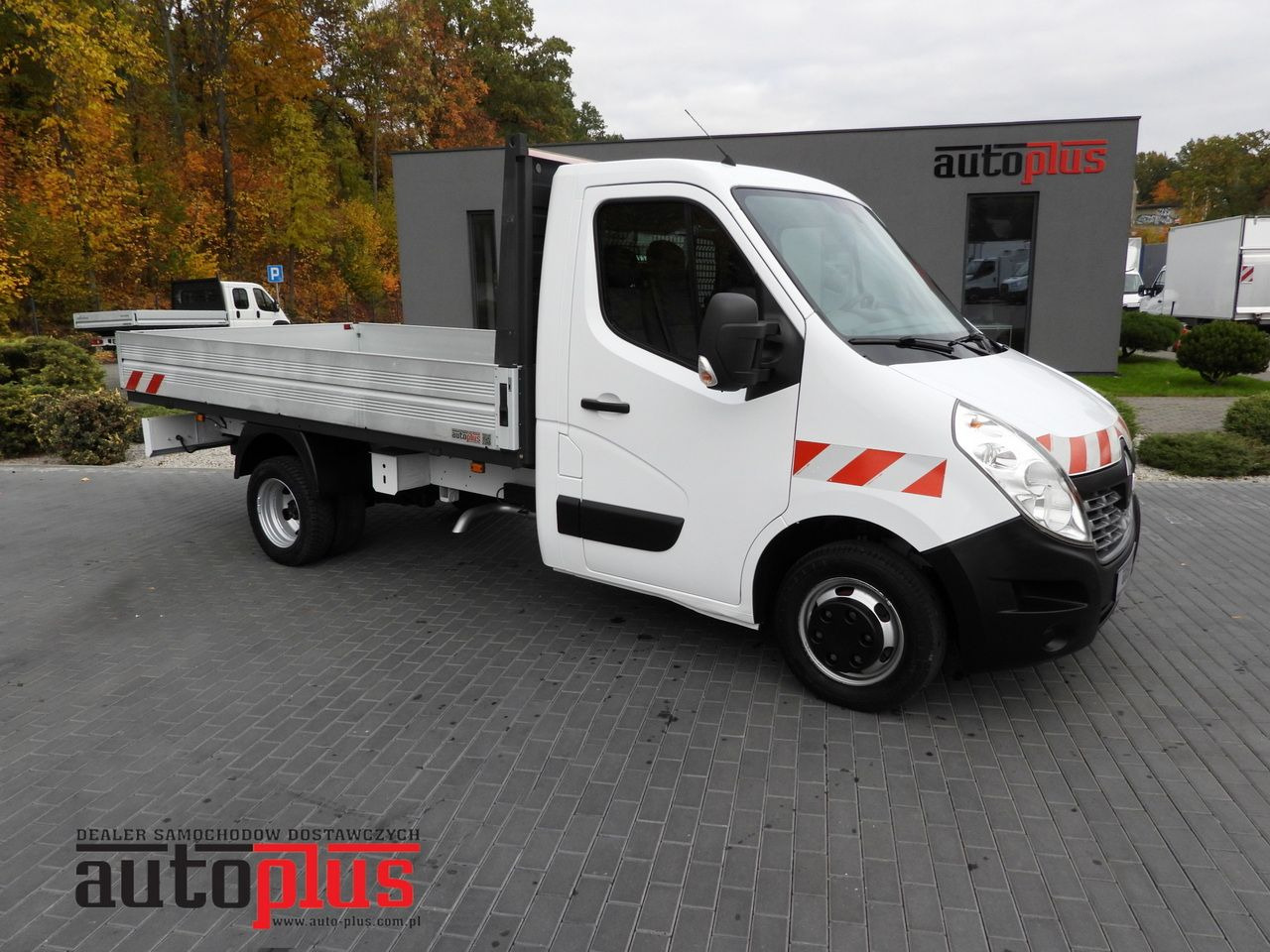 RENAULT MASTER STAKE BODY CRUISE CONTROL NAVIGATION TWIN WHEELS AIR CONDITIONING 130HP - 플랫베드 밴 : 사진 1 RENAULT MASTER STAKE BODY CRUISE CONTROL NAVIGATION TWIN WHEELS AIR CONDITIONING 130HP - 플랫베드 밴 : 사진 1
