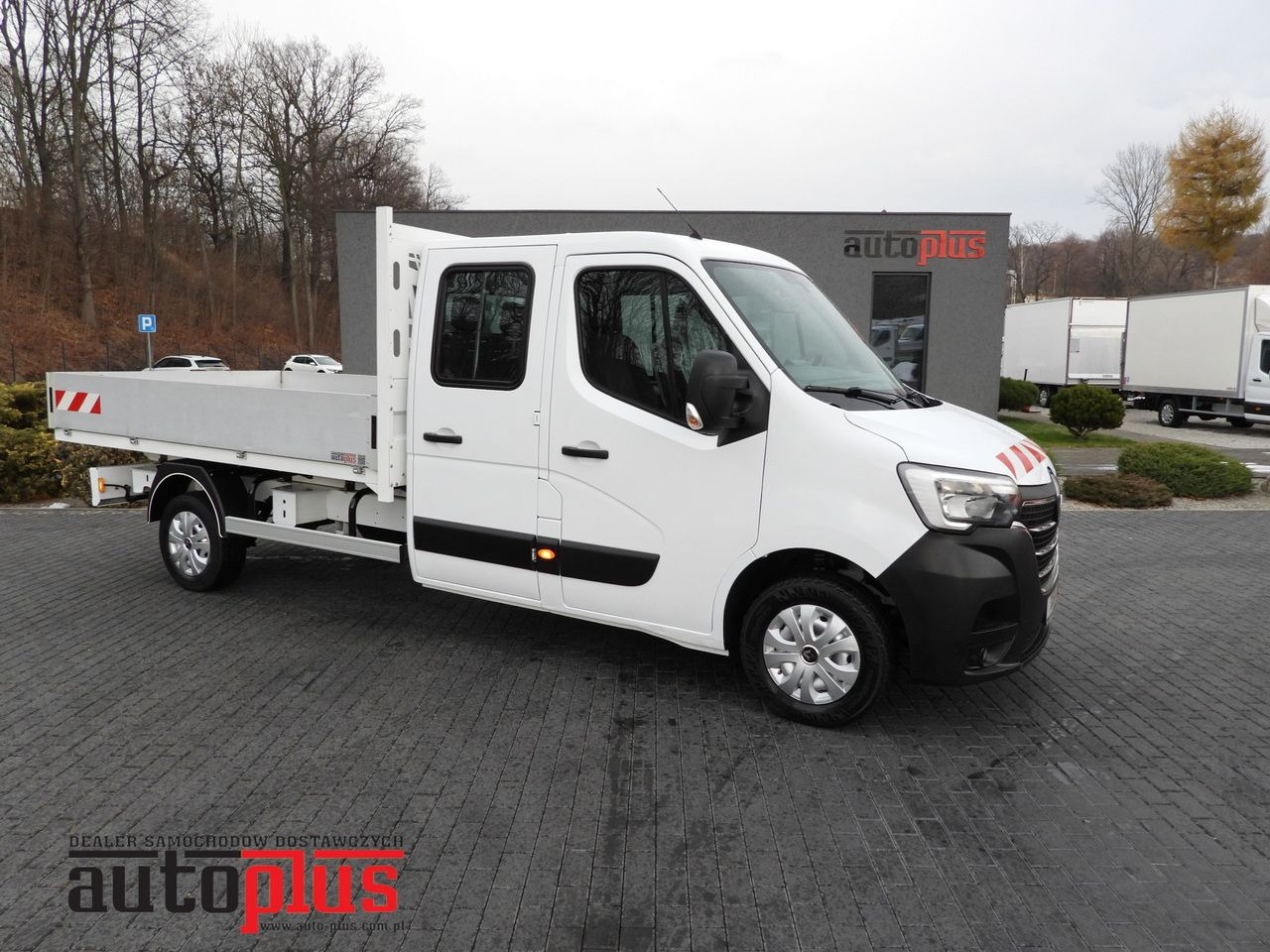 RENAULT MASTER STAKE BODY DOUBLE CABIN DOKA 6 SEATS CRUISE CONTROL NAVIGATION LED LIGHTS AIR CONDITIONING 150HP - 콤비 밴 : 사진 1 RENAULT MASTER STAKE BODY DOUBLE CABIN DOKA 6 SEATS CRUISE CONTROL NAVIGATION LED LIGHTS AIR CONDITIONING 150HP - 콤비 밴 : 사진 1