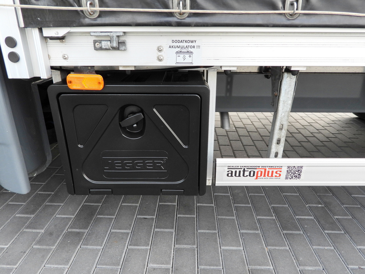 커튼 사이드 밴 RENAULT MASTER TARPAULIN 10 PALLETS WEBASTO CRUISE CONTROL LED LIGHTS PNEUMATICS AIR CONDITIONING 165HP : 사진 22 커튼 사이드 밴 RENAULT MASTER TARPAULIN 10 PALLETS WEBASTO CRUISE CONTROL LED LIGHTS PNEUMATICS AIR CONDITIONING 165HP : 사진 22