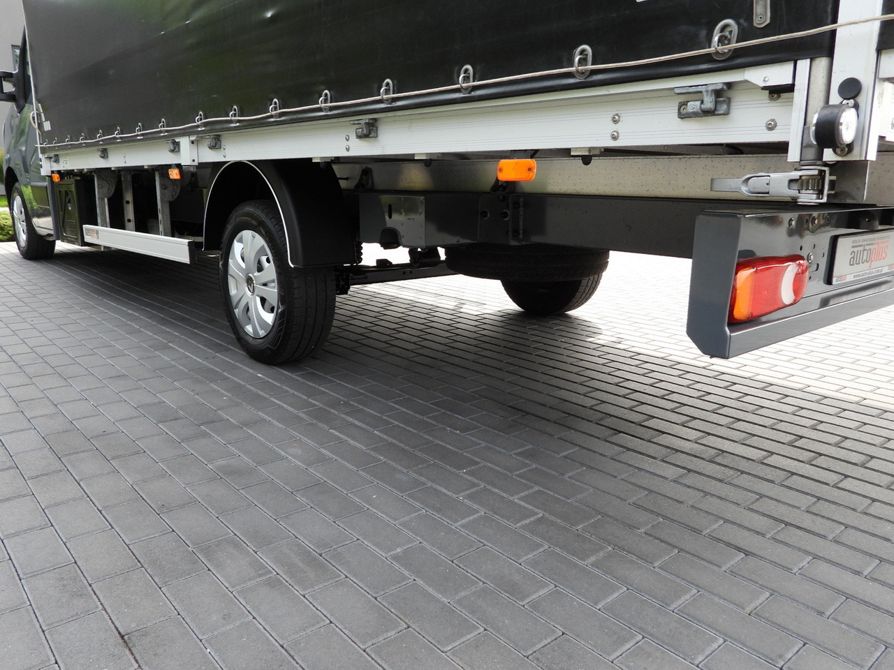 커튼 사이드 밴 RENAULT MASTER TARPAULIN 10 PALLETS WEBASTO CRUISE CONTROL LED LIGHTS PNEUMATICS AIR CONDITIONING 165HP : 사진 16 커튼 사이드 밴 RENAULT MASTER TARPAULIN 10 PALLETS WEBASTO CRUISE CONTROL LED LIGHTS PNEUMATICS AIR CONDITIONING 165HP : 사진 16