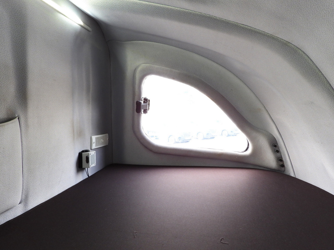 커튼 사이드 밴 RENAULT MASTER TARPAULIN 10 PALLETS WEBASTO CRUISE CONTROL LED LIGHTS PNEUMATICS AIR CONDITIONING 165HP : 사진 40 커튼 사이드 밴 RENAULT MASTER TARPAULIN 10 PALLETS WEBASTO CRUISE CONTROL LED LIGHTS PNEUMATICS AIR CONDITIONING 165HP : 사진 40