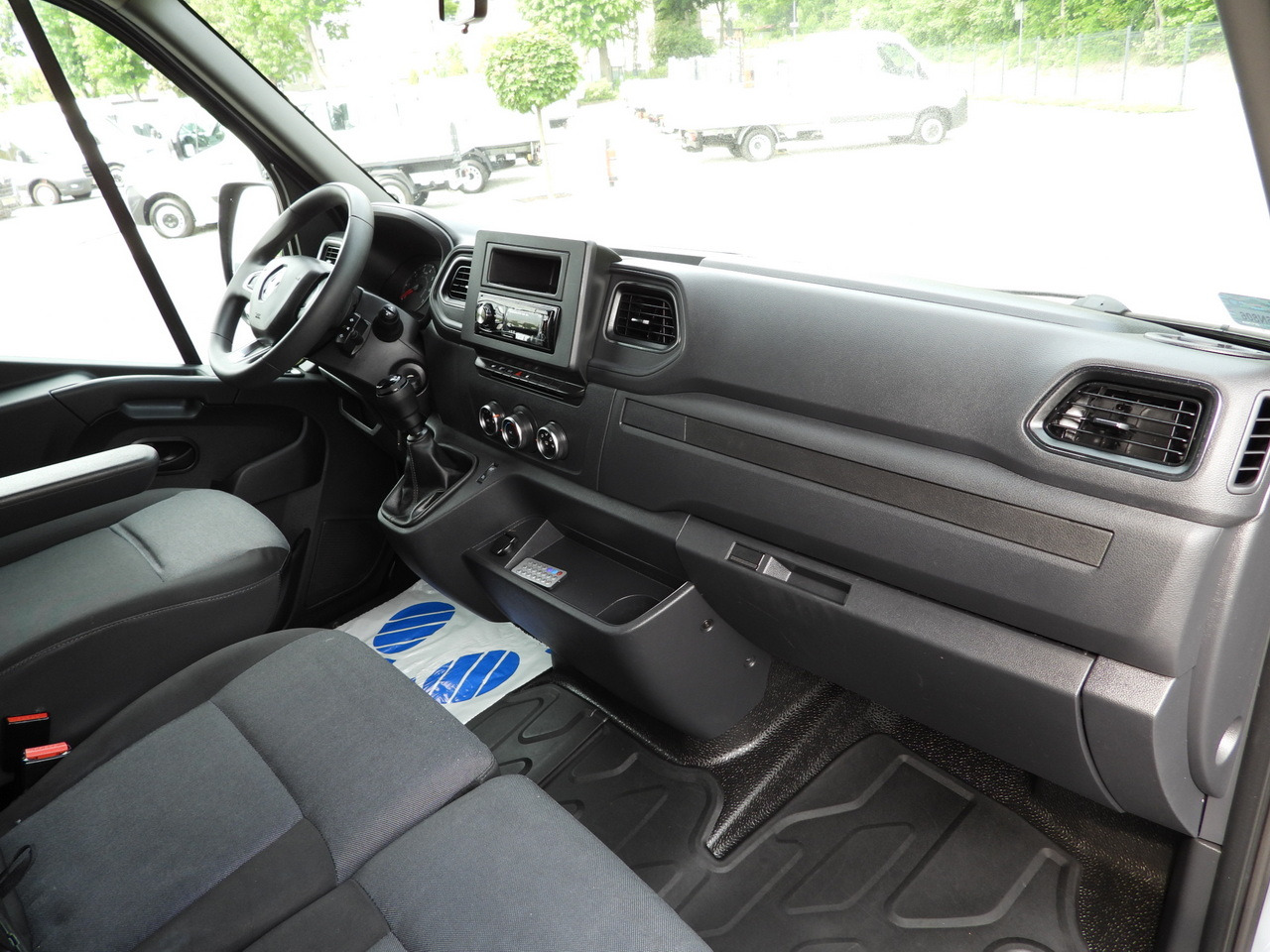 커튼 사이드 밴 RENAULT MASTER TARPAULIN 10 PALLETS WEBASTO CRUISE CONTROL LED LIGHTS PNEUMATICS AIR CONDITIONING 165HP : 사진 38 커튼 사이드 밴 RENAULT MASTER TARPAULIN 10 PALLETS WEBASTO CRUISE CONTROL LED LIGHTS PNEUMATICS AIR CONDITIONING 165HP : 사진 38