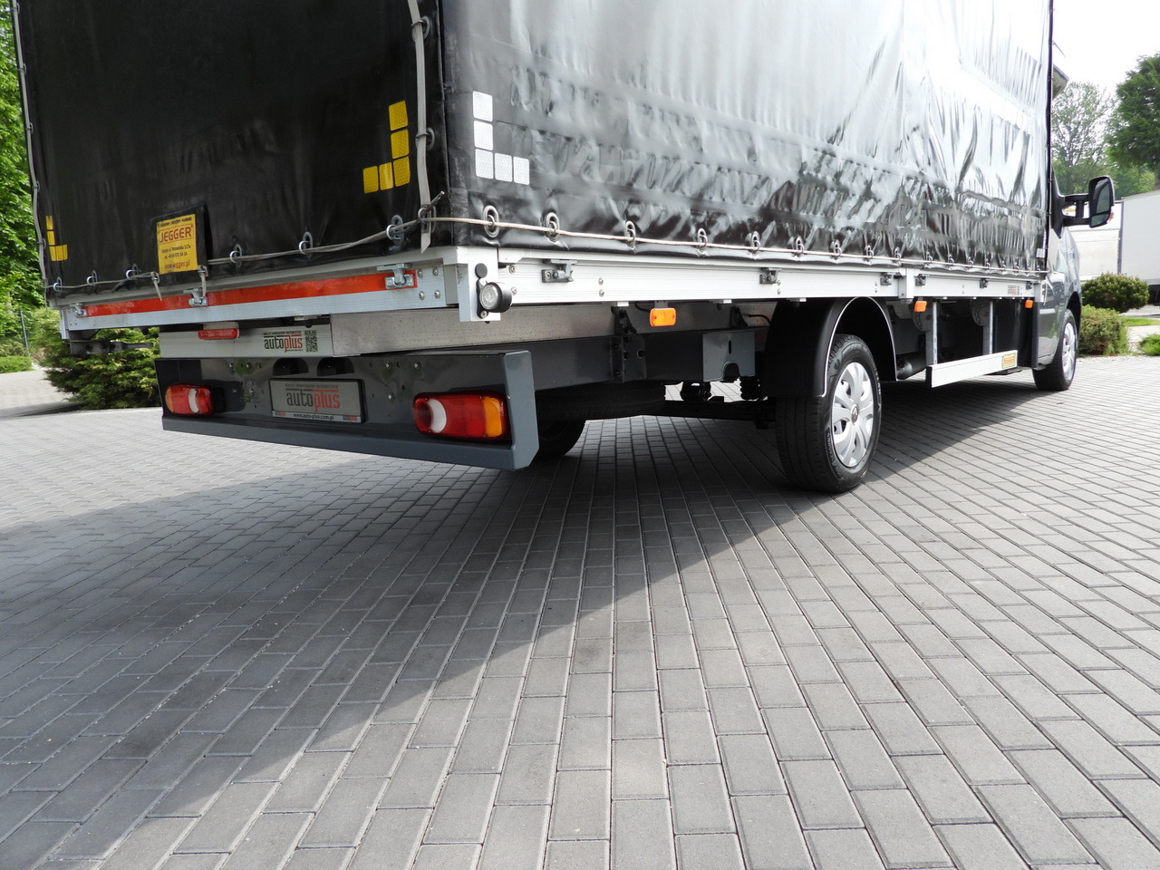 커튼 사이드 밴 RENAULT MASTER TARPAULIN 10 PALLETS WEBASTO CRUISE CONTROL LED LIGHTS PNEUMATICS AIR CONDITIONING 165HP : 사진 24 커튼 사이드 밴 RENAULT MASTER TARPAULIN 10 PALLETS WEBASTO CRUISE CONTROL LED LIGHTS PNEUMATICS AIR CONDITIONING 165HP : 사진 24