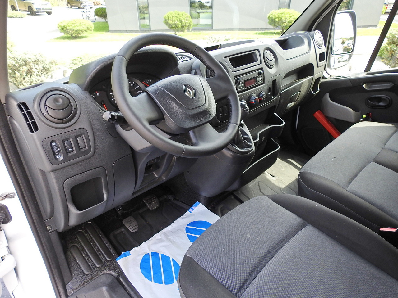 RENAULT MASTER TIPPER 130HP - 덤프 밴 : 사진 2 RENAULT MASTER TIPPER 130HP - 덤프 밴 : 사진 2