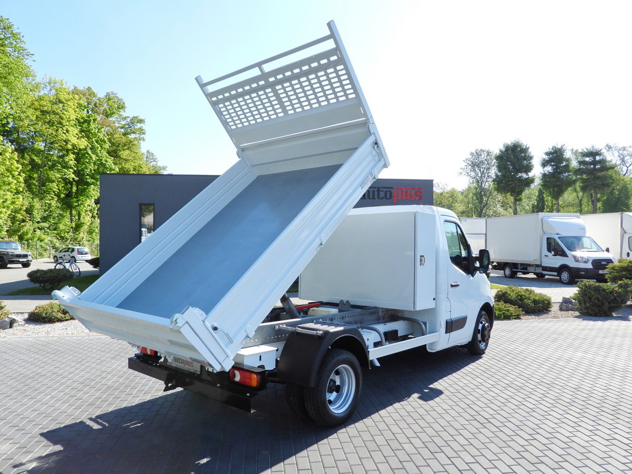 RENAULT MASTER TIPPER CRUISE CONTROL TWIN WHEELS AIR CONDITIONING 145HP - 덤프 밴 : 사진 3 RENAULT MASTER TIPPER CRUISE CONTROL TWIN WHEELS AIR CONDITIONING 145HP - 덤프 밴 : 사진 3