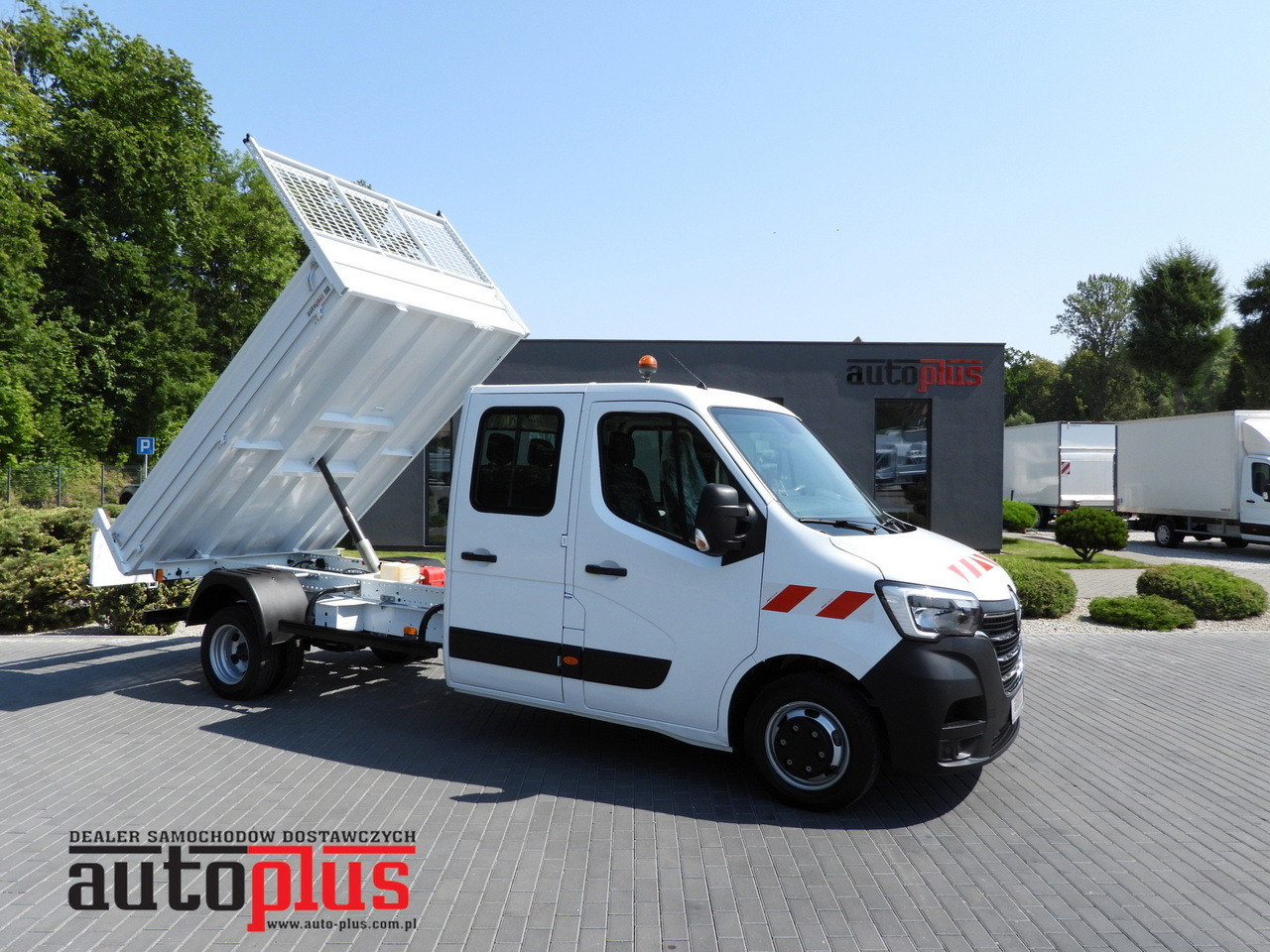 RENAULT MASTER TIPPER DOUBLE CABIN DOKA 6 SEATS CRUISE CONTROL LED LIGHTS TWIN WHEELS AIR CONDITIONING 130HP - 덤프 밴 : 사진 1 RENAULT MASTER TIPPER DOUBLE CABIN DOKA 6 SEATS CRUISE CONTROL LED LIGHTS TWIN WHEELS AIR CONDITIONING 130HP - 덤프 밴 : 사진 1