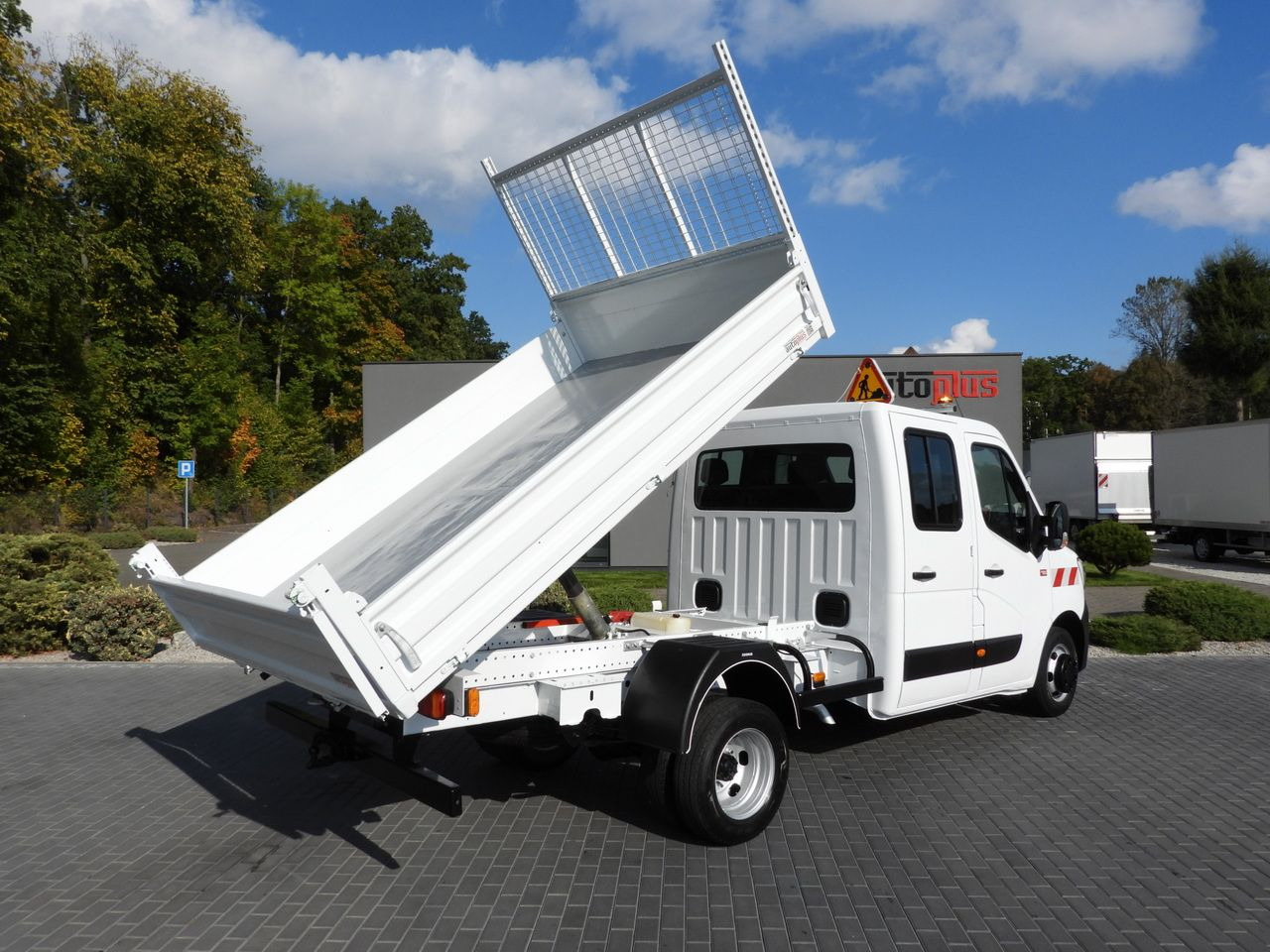 RENAULT MASTER TIPPER DOUBLE CABIN DOKA 6 SEATS CRUISE CONTROL LED LIGHTS TWIN WHEELS AIR CONDITIONING 165HP - 덤프 밴 : 사진 3 RENAULT MASTER TIPPER DOUBLE CABIN DOKA 6 SEATS CRUISE CONTROL LED LIGHTS TWIN WHEELS AIR CONDITIONING 165HP - 덤프 밴 : 사진 3