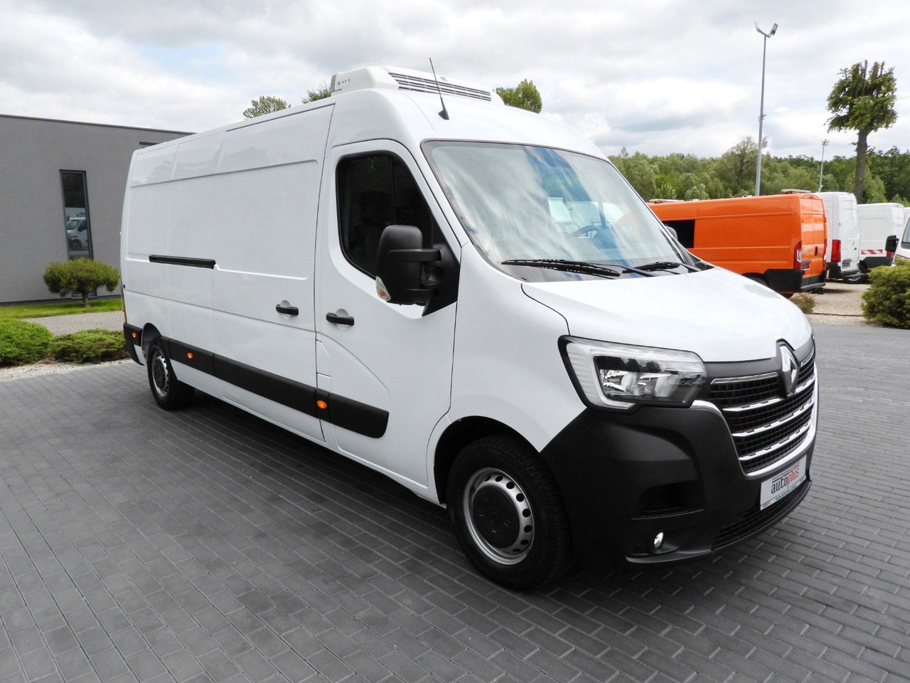 Renault MASTER KÜHLKASTENWAGEN -5*C TEMPOMAT NAVIGATION - 냉동 밴 : 사진 4 Renault MASTER KÜHLKASTENWAGEN -5*C TEMPOMAT NAVIGATION - 냉동 밴 : 사진 4