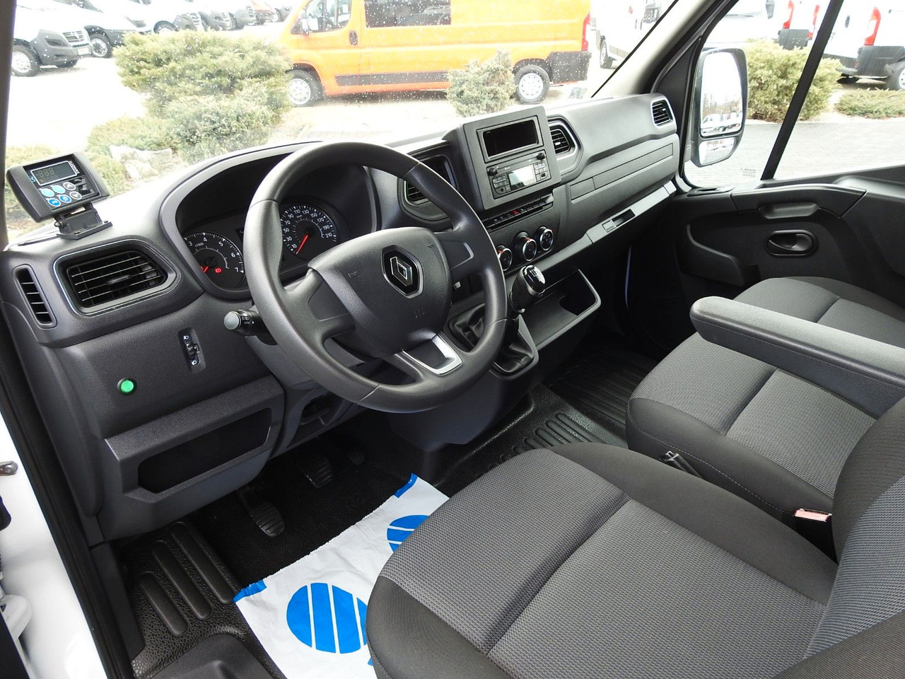 Renault MASTER KÜHLKOFFER 0*C LED LICHTER KLIMAANLAGE - 냉동 밴 : 사진 2 Renault MASTER KÜHLKOFFER 0*C LED LICHTER KLIMAANLAGE - 냉동 밴 : 사진 2