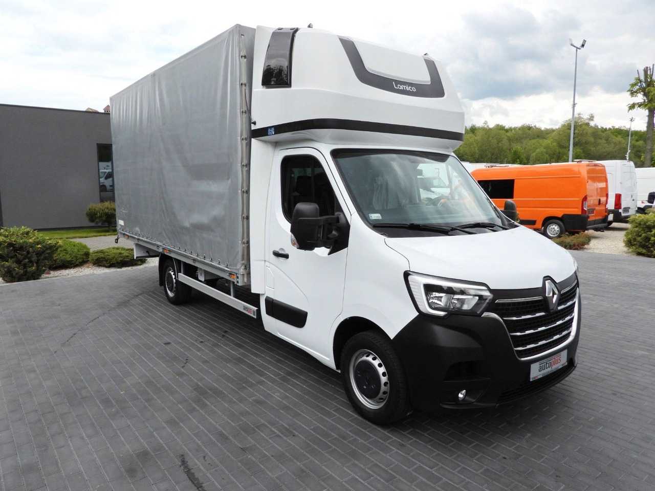 Renault MASTER PRITSCHE PLANE 10 PALETTEN TEMPOMAT A/C - 커튼 사이드 밴 : 사진 4 Renault MASTER PRITSCHE PLANE 10 PALETTEN TEMPOMAT A/C - 커튼 사이드 밴 : 사진 4
