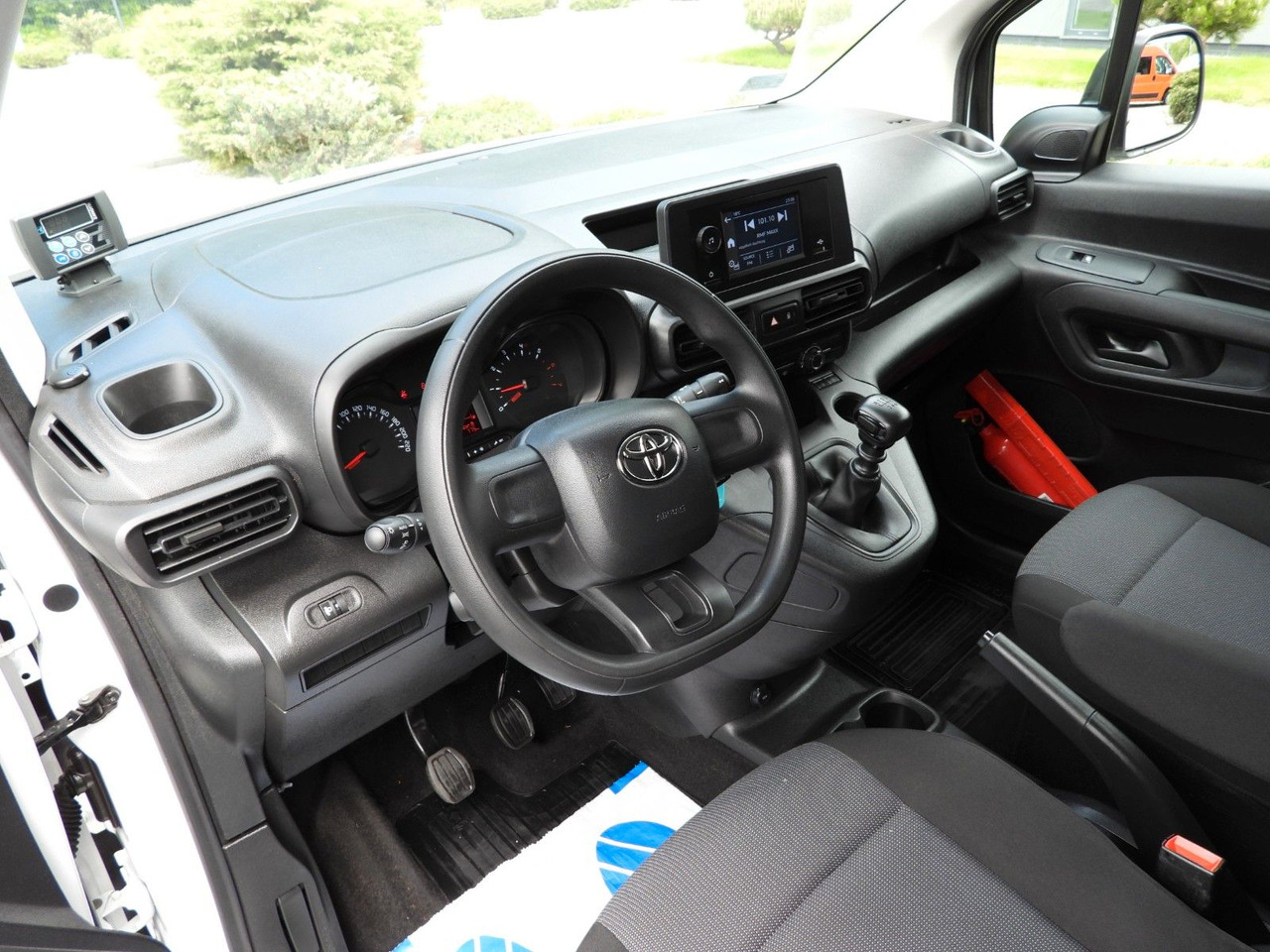 Toyota PROACE CITY KÜHLKASTENWAGEN -15*C TEMPOMAT A/C - 냉동 밴 : 사진 2 Toyota PROACE CITY KÜHLKASTENWAGEN -15*C TEMPOMAT A/C - 냉동 밴 : 사진 2