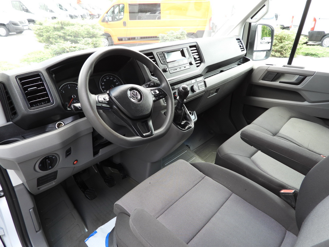 VOLKSWAGEN CRAFTER TARPAULIN 10 PALLETS WEBASTO CRUISE CONTROL AIR CONDITIONING 180HP - 커튼 사이드 밴 : 사진 2 VOLKSWAGEN CRAFTER TARPAULIN 10 PALLETS WEBASTO CRUISE CONTROL AIR CONDITIONING 180HP - 커튼 사이드 밴 : 사진 2