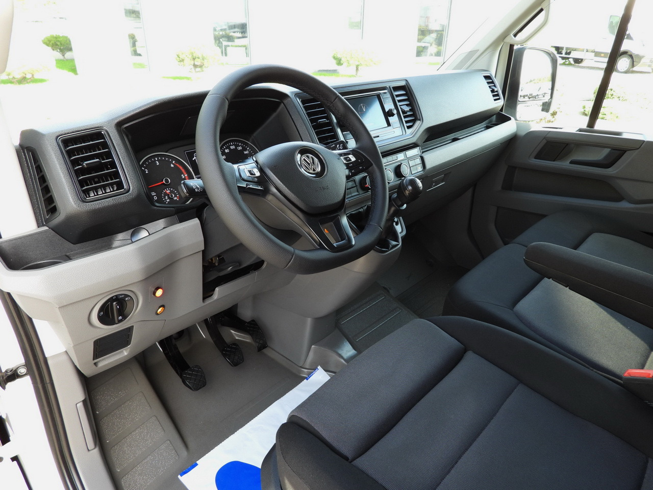 VOLKSWAGEN CRAFTER TARPAULIN LIFT 8 PALLETS CRUISE CONTROL LED LIGHTS TWIN WHEELS AIR CONDITIONING 180HP - 커튼 사이드 밴 : 사진 2 VOLKSWAGEN CRAFTER TARPAULIN LIFT 8 PALLETS CRUISE CONTROL LED LIGHTS TWIN WHEELS AIR CONDITIONING 180HP - 커튼 사이드 밴 : 사진 2