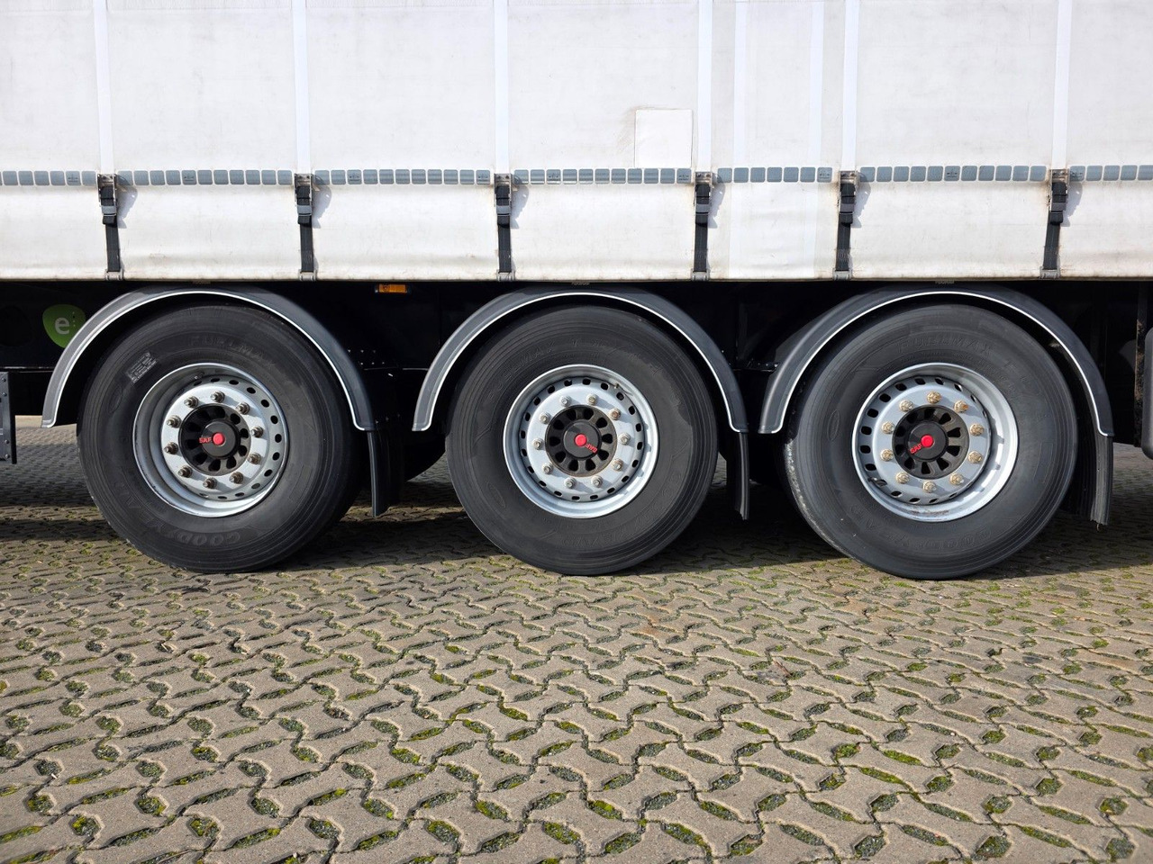 커튼사이더 세미 트레일러 Berger SAPL 24 / Coilmulde : 사진 31