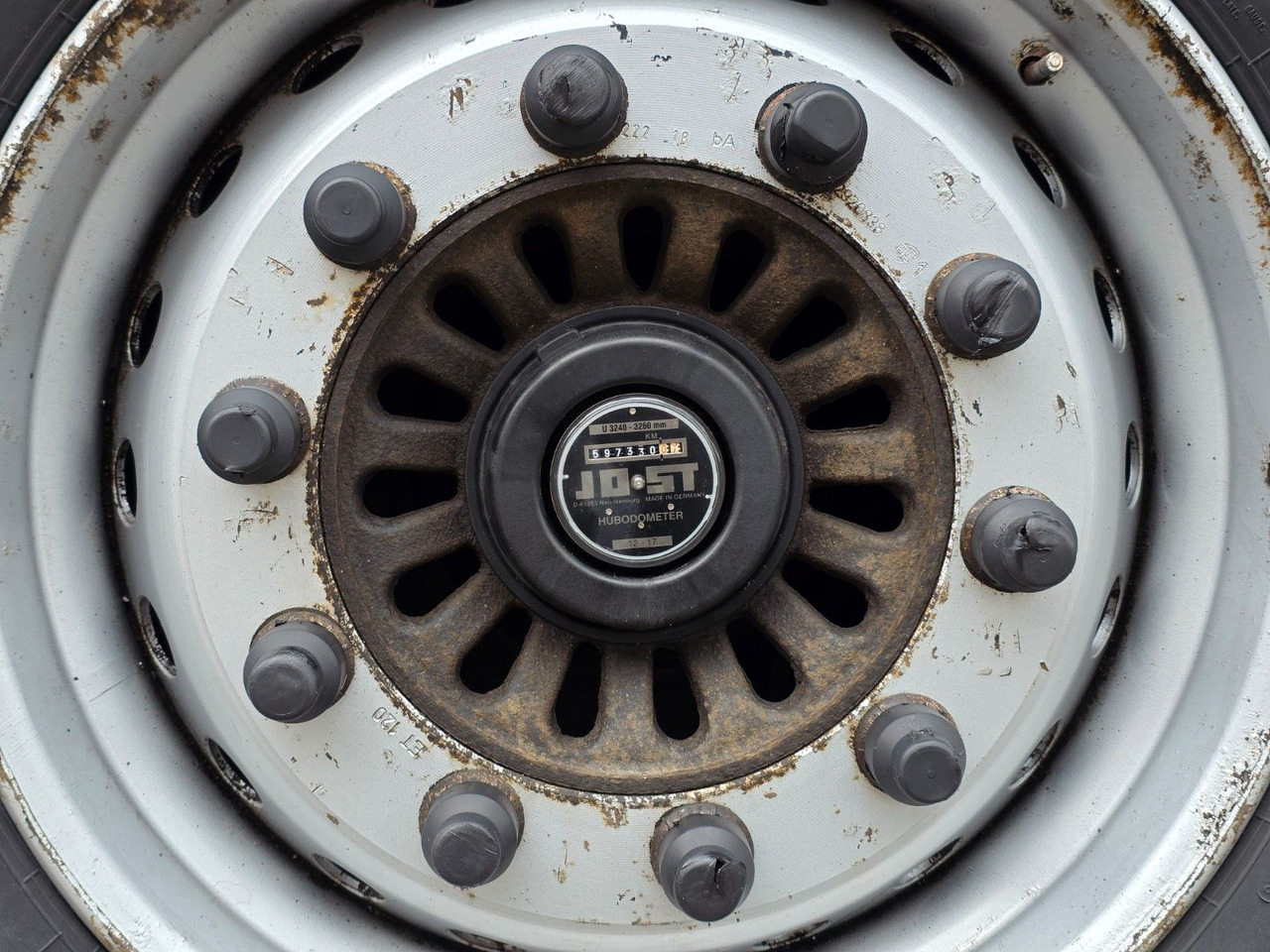 커튼사이더 세미 트레일러 Berger SAPL24 / Coilmulde / 5.560 kg LEERGEWICHT : 사진 44 커튼사이더 세미 트레일러 Berger SAPL24 / Coilmulde / 5.560 kg LEERGEWICHT : 사진 44