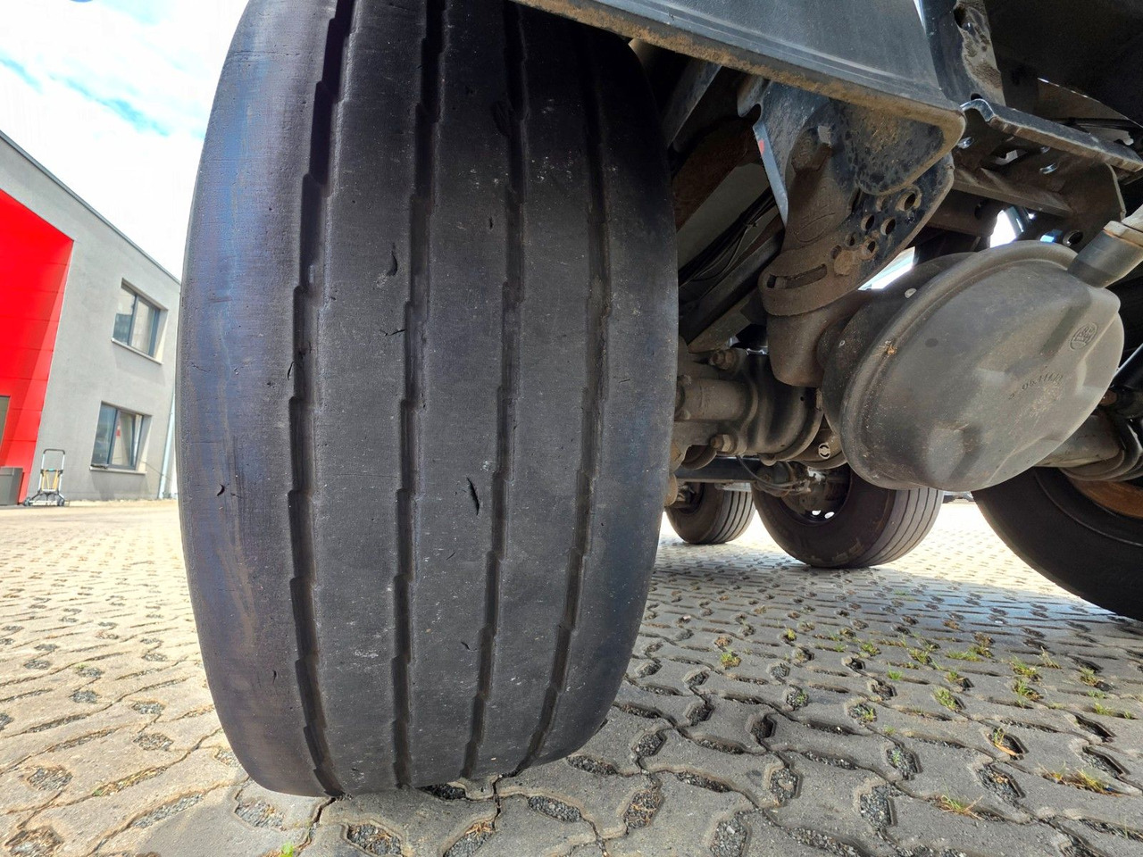 유조 세미 트레일러 Eurotank STN27 : 사진 26