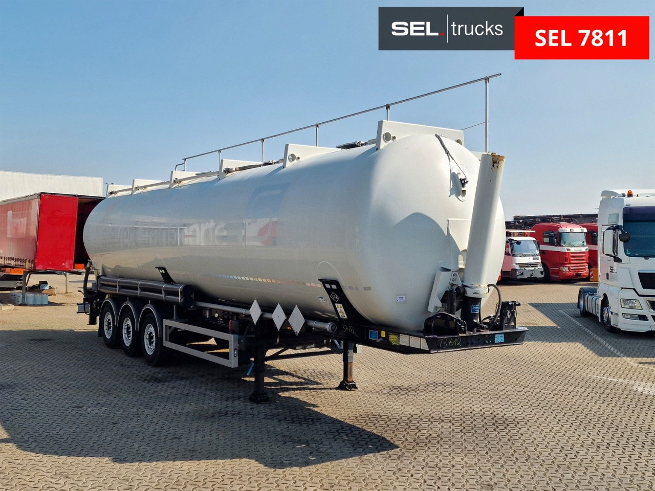 Feldbinder KIP 60/7300/A/2 / 60.000 l / Kippsilo - 사일로 세미 트레일러 : 사진 3 Feldbinder KIP 60/7300/A/2 / 60.000 l / Kippsilo - 사일로 세미 트레일러 : 사진 3