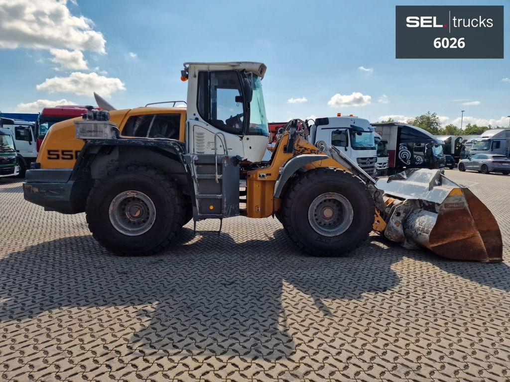 Liebherr L 550 / 2014 / 9.783 h Liebherr L 550 / 2014 / 9.783 h - 휠 로더 : 사진 4 Liebherr L 550 / 2014 / 9.783 h Liebherr L 550 / 2014 / 9.783 h - 휠 로더 : 사진 4
