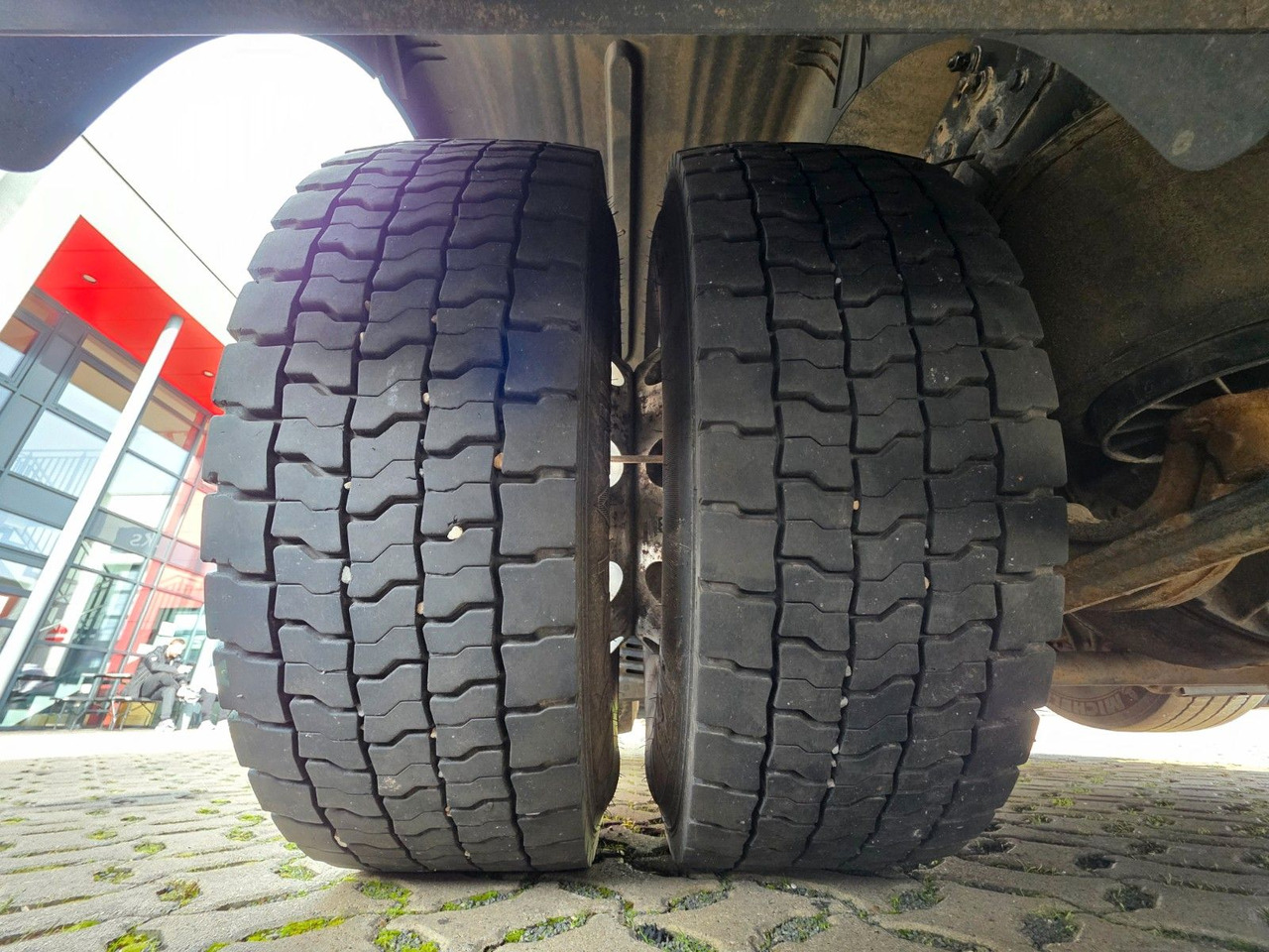 유조트럭 MAN TGS 26.440 6X2-2 LL / ADR AT / 3 Kamm. / Lenkac. : 사진 49 유조트럭 MAN TGS 26.440 6X2-2 LL / ADR AT / 3 Kamm. / Lenkac. : 사진 49