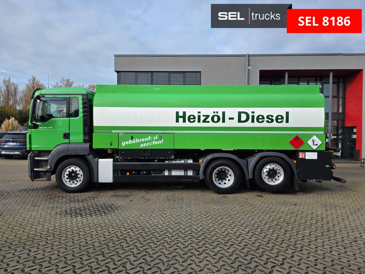 유조트럭 MAN TGS 26.440 6X2-2 LL / ADR AT / 3 Kamm. / Lenkac. : 사진 8 유조트럭 MAN TGS 26.440 6X2-2 LL / ADR AT / 3 Kamm. / Lenkac. : 사진 8