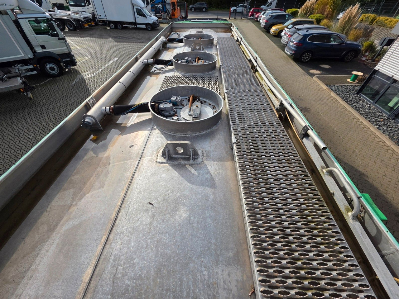 유조트럭 MAN TGS 26.440 6X2-2 LL / ADR AT / 3 Kamm. / Lenkac. : 사진 9 유조트럭 MAN TGS 26.440 6X2-2 LL / ADR AT / 3 Kamm. / Lenkac. : 사진 9