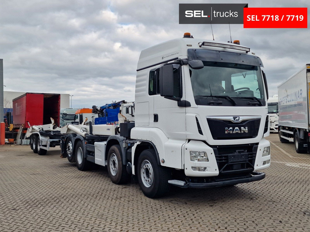 MAN TGS 35.500.8X2-6 BL / Silosteller / Lenkachse - 덤프트럭 : 사진 3 MAN TGS 35.500.8X2-6 BL / Silosteller / Lenkachse - 덤프트럭 : 사진 3
