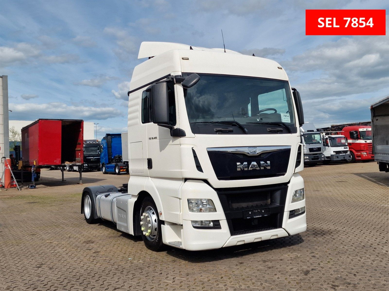 MAN TGX 18.400 4x2 LLS-U / ZF Intarder - 트랙터 유닛 : 사진 3 MAN TGX 18.400 4x2 LLS-U / ZF Intarder - 트랙터 유닛 : 사진 3